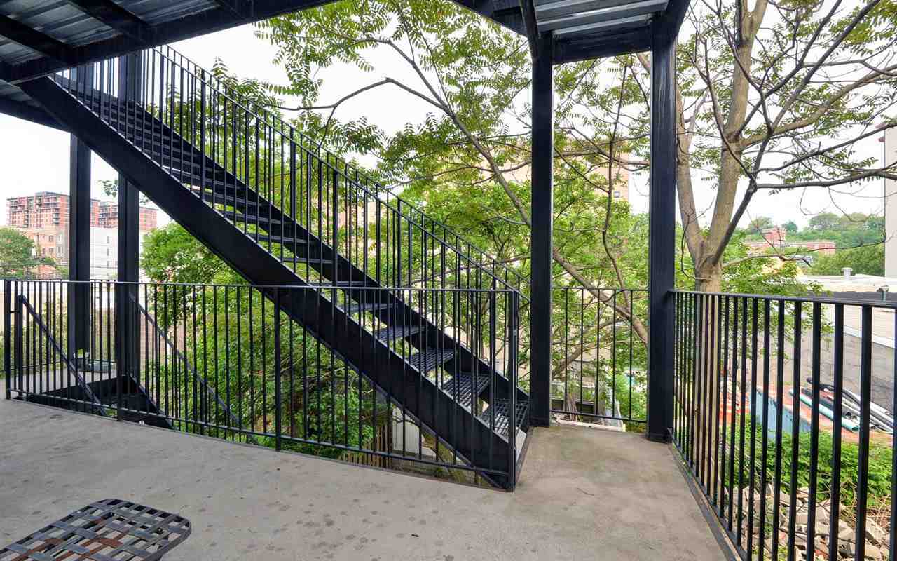 314 MONROE ST Unit: 5