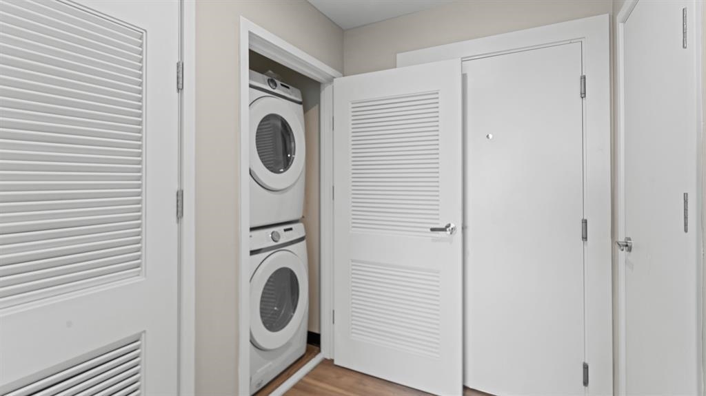 475 COMMUNIPAW AVE Unit: 408