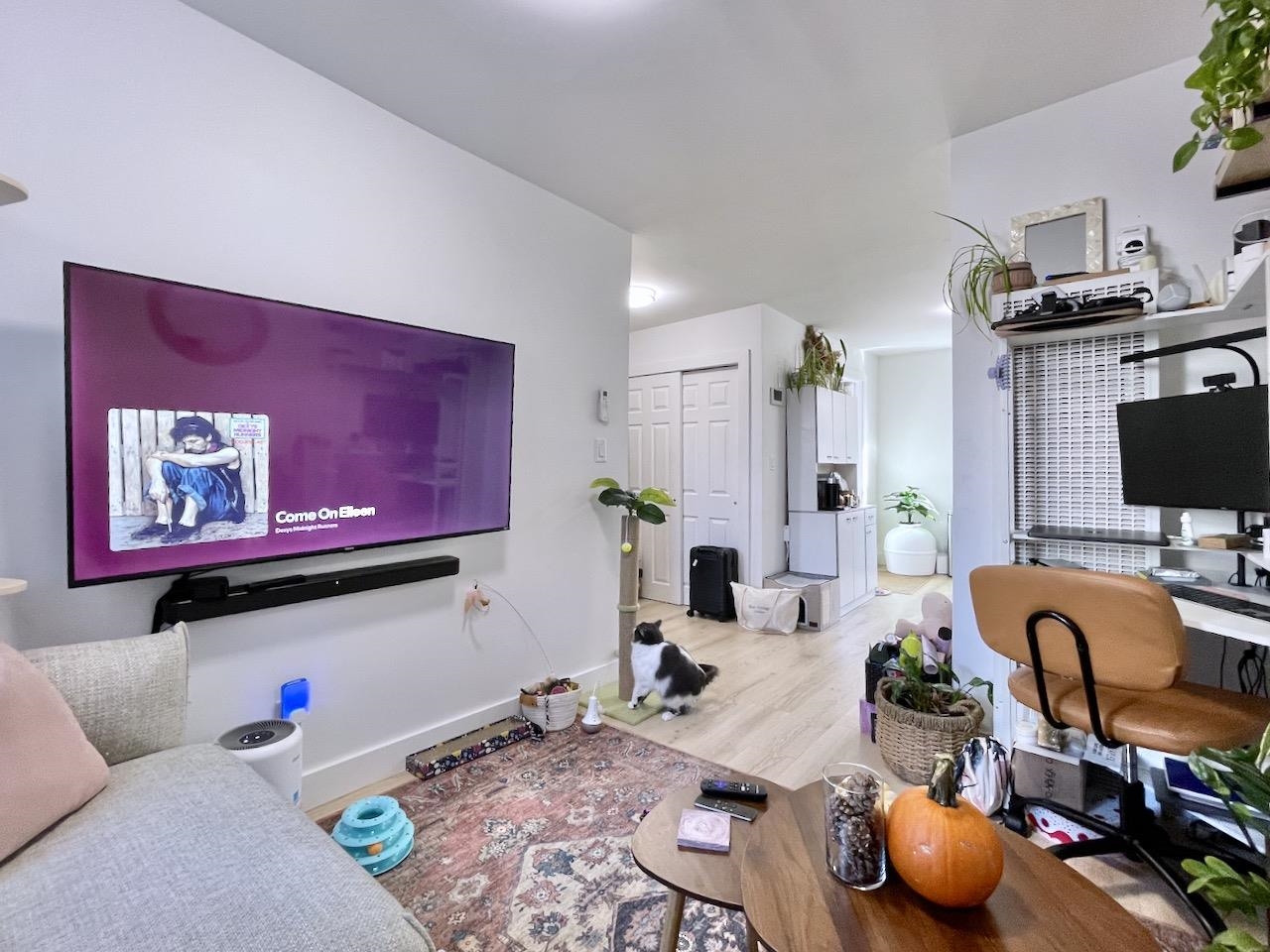 379 MONMOUTH ST Unit: 1