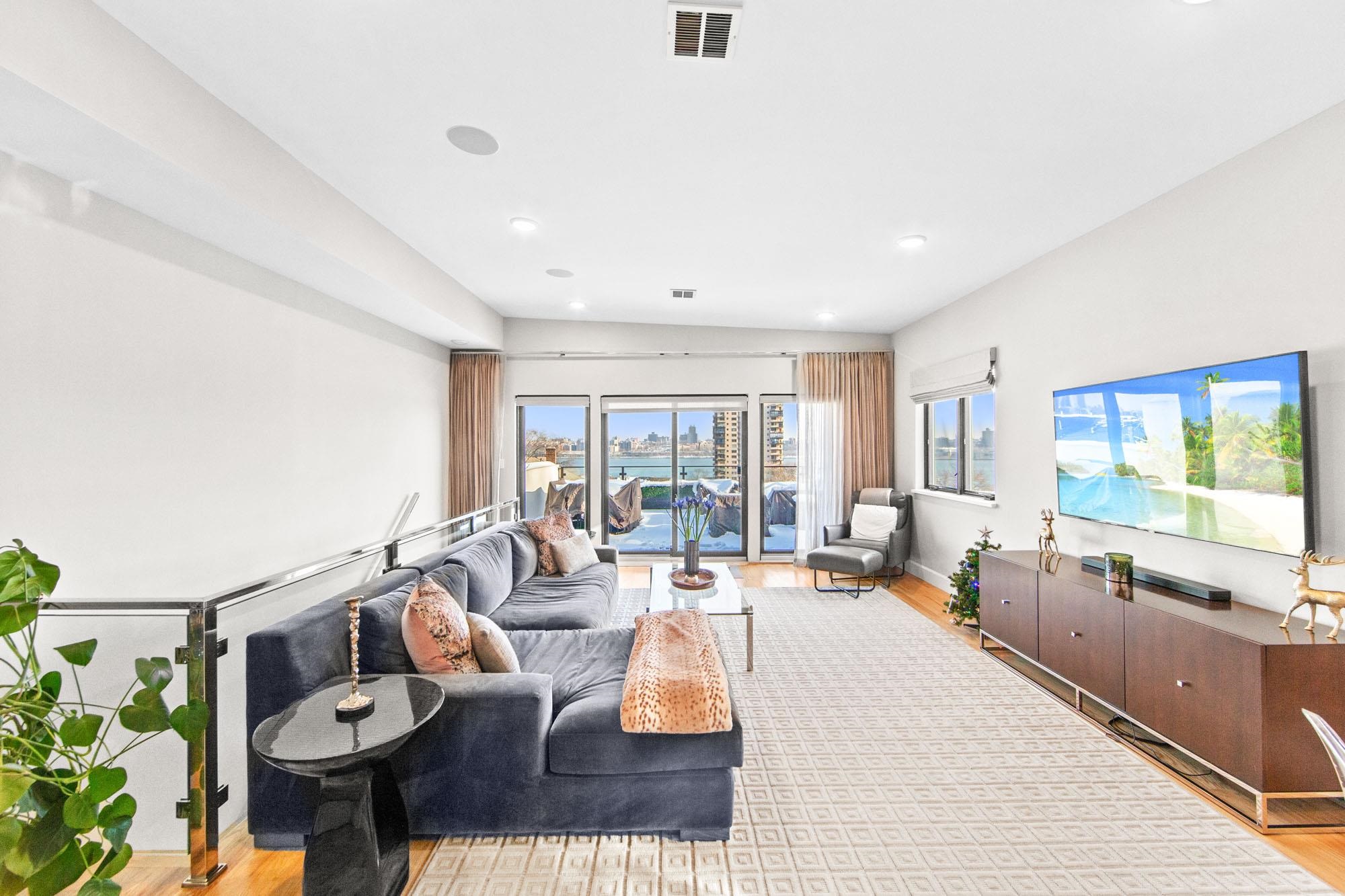 606 UNDERCLIFF AVE