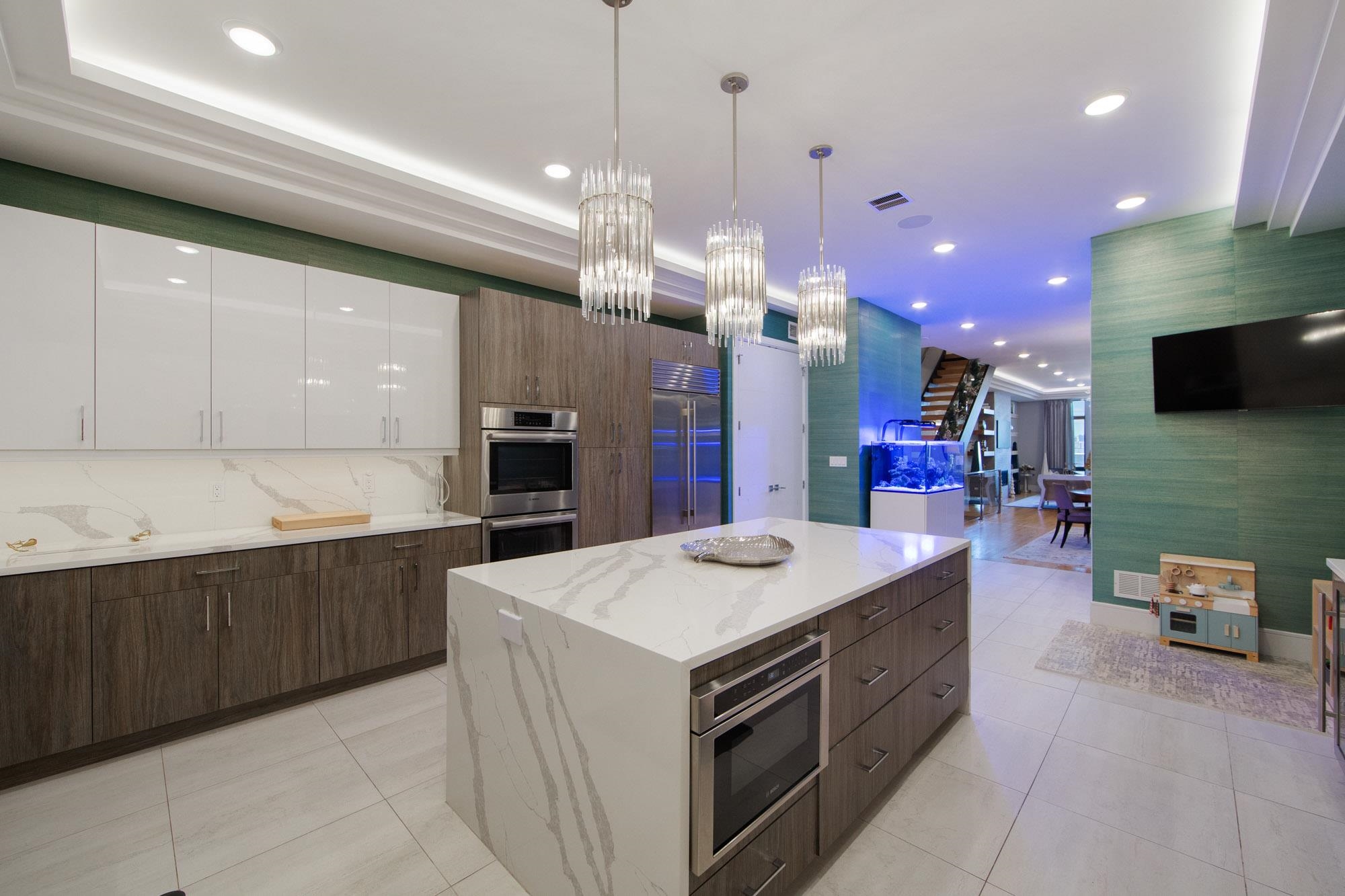 606 UNDERCLIFF AVE
