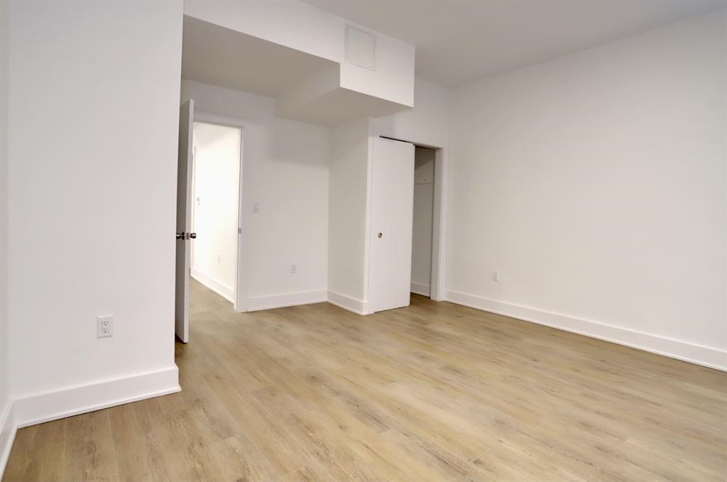 517 WILLOW AVE Unit: 3R