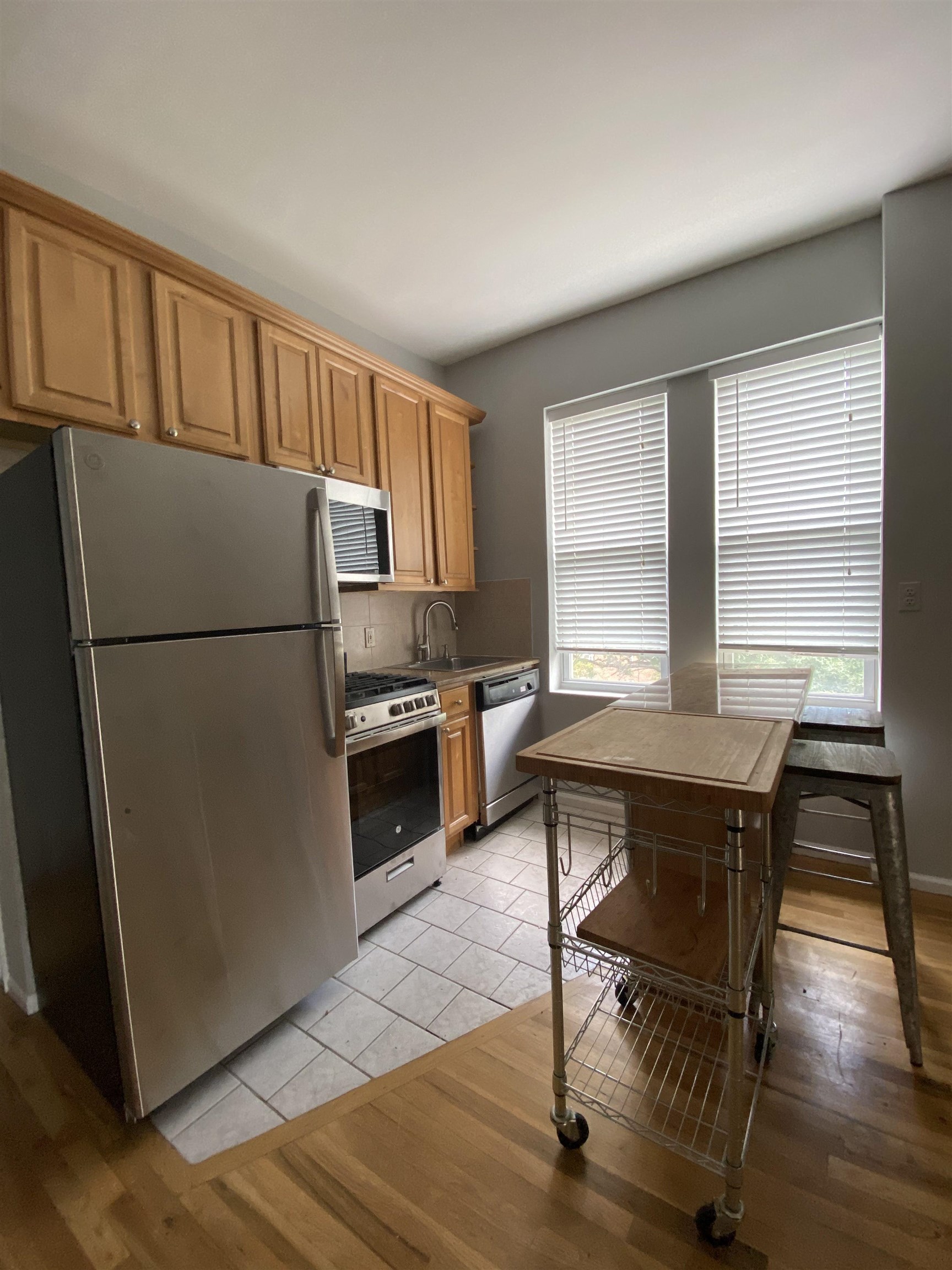 734 ADAMS ST Unit: 5C