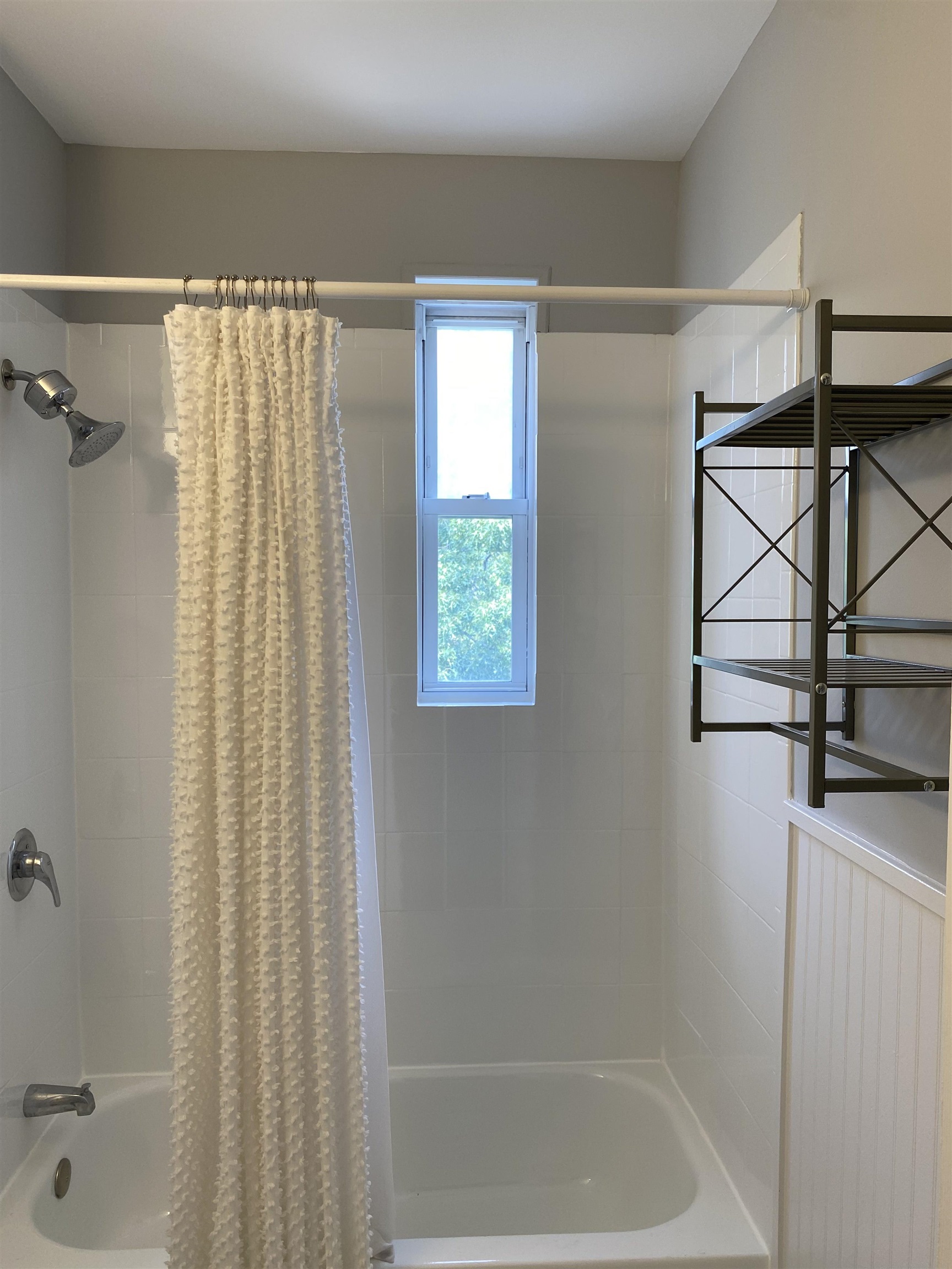 734 ADAMS ST Unit: 5C