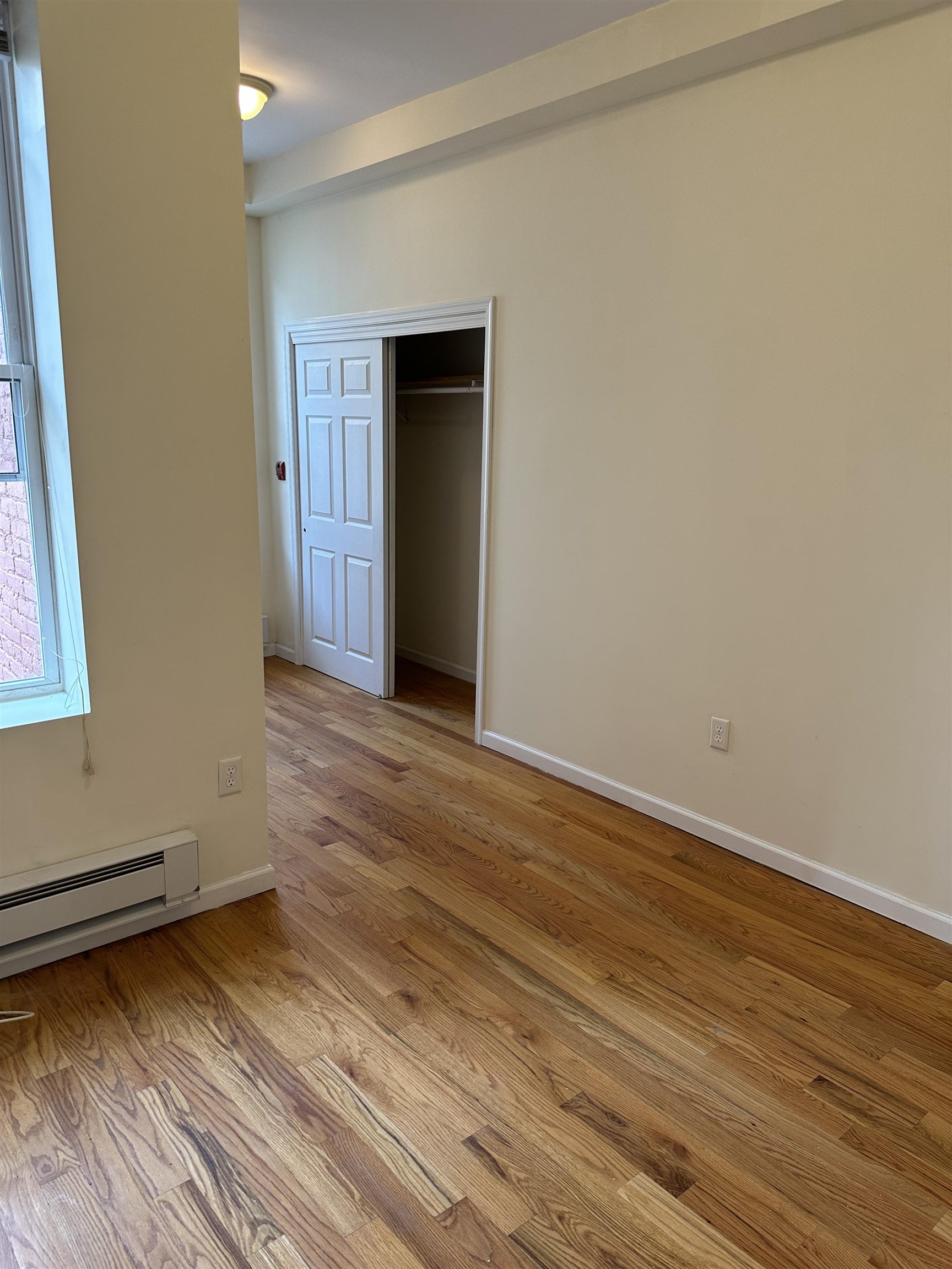 942 WILLOW AVE Unit: 2L