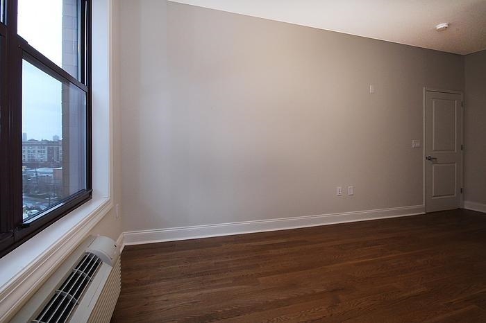 100 MARSHALL ST Unit: 403