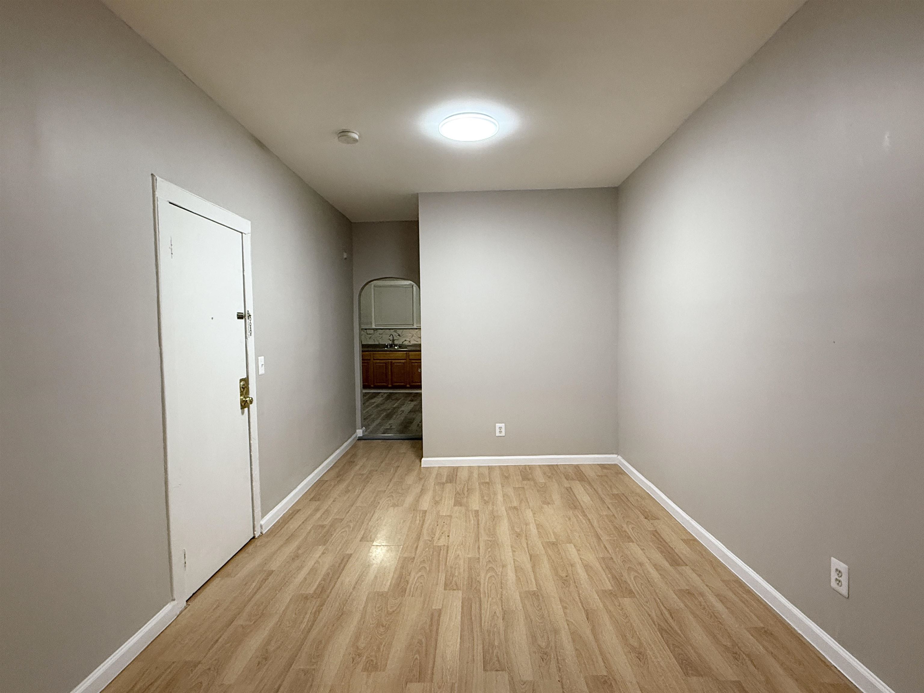 294 VIRGINIA AVE Unit: 1