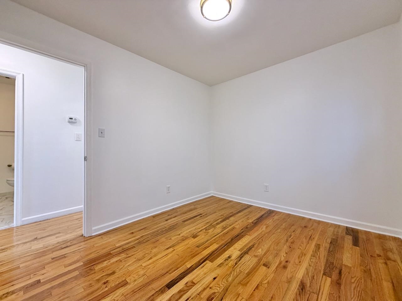 126 OGDEN AVE Unit: PH