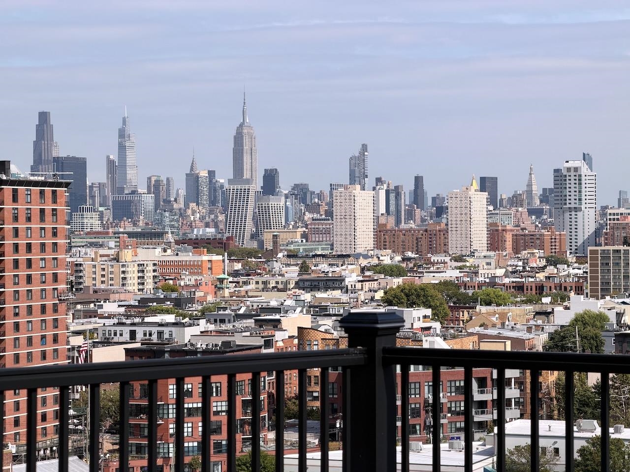 126 OGDEN AVE Unit: PH