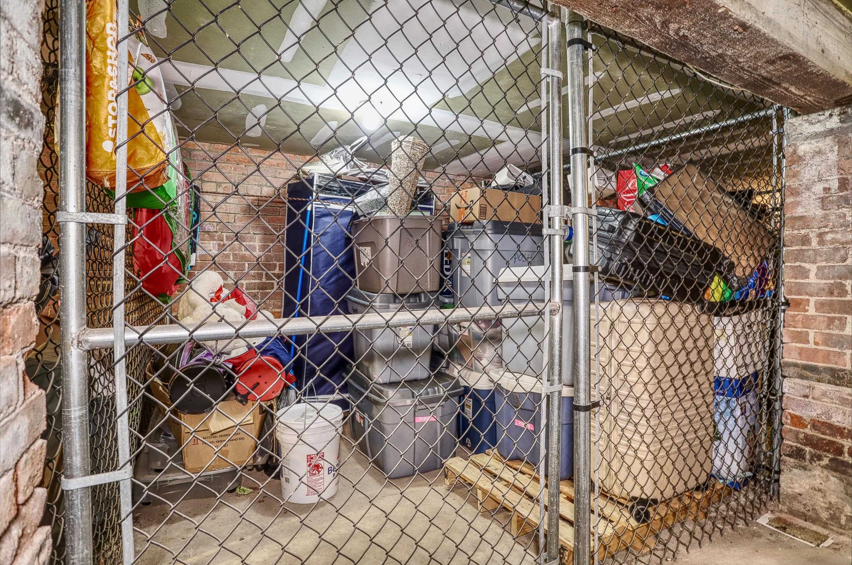 403 ADAMS ST Unit: 3