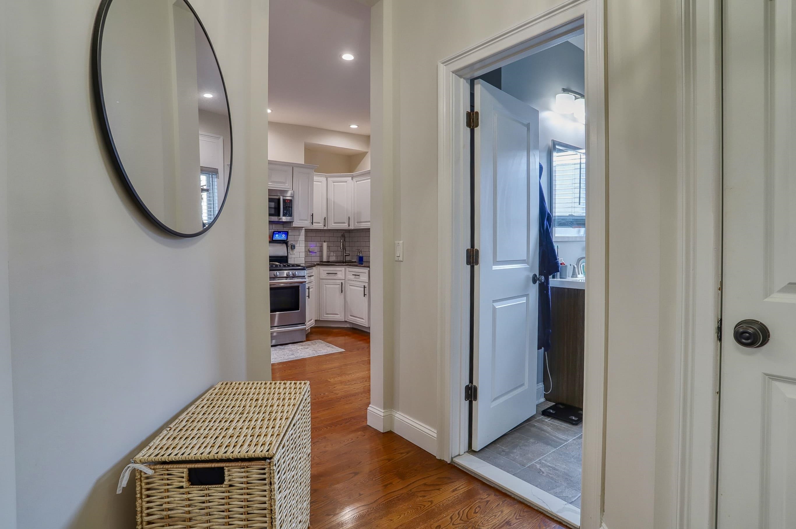 403 ADAMS ST Unit: 3