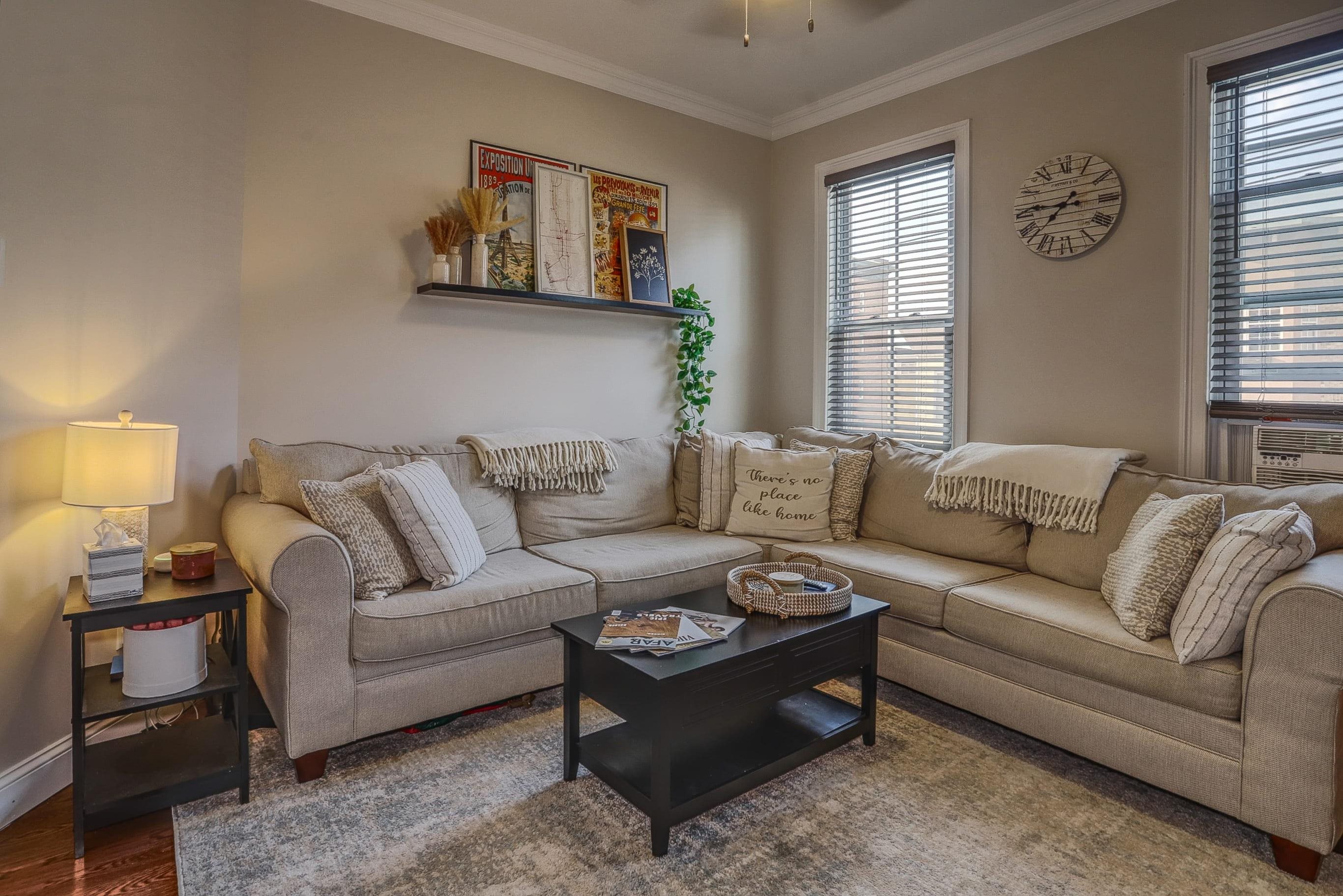 403 ADAMS ST Unit: 3