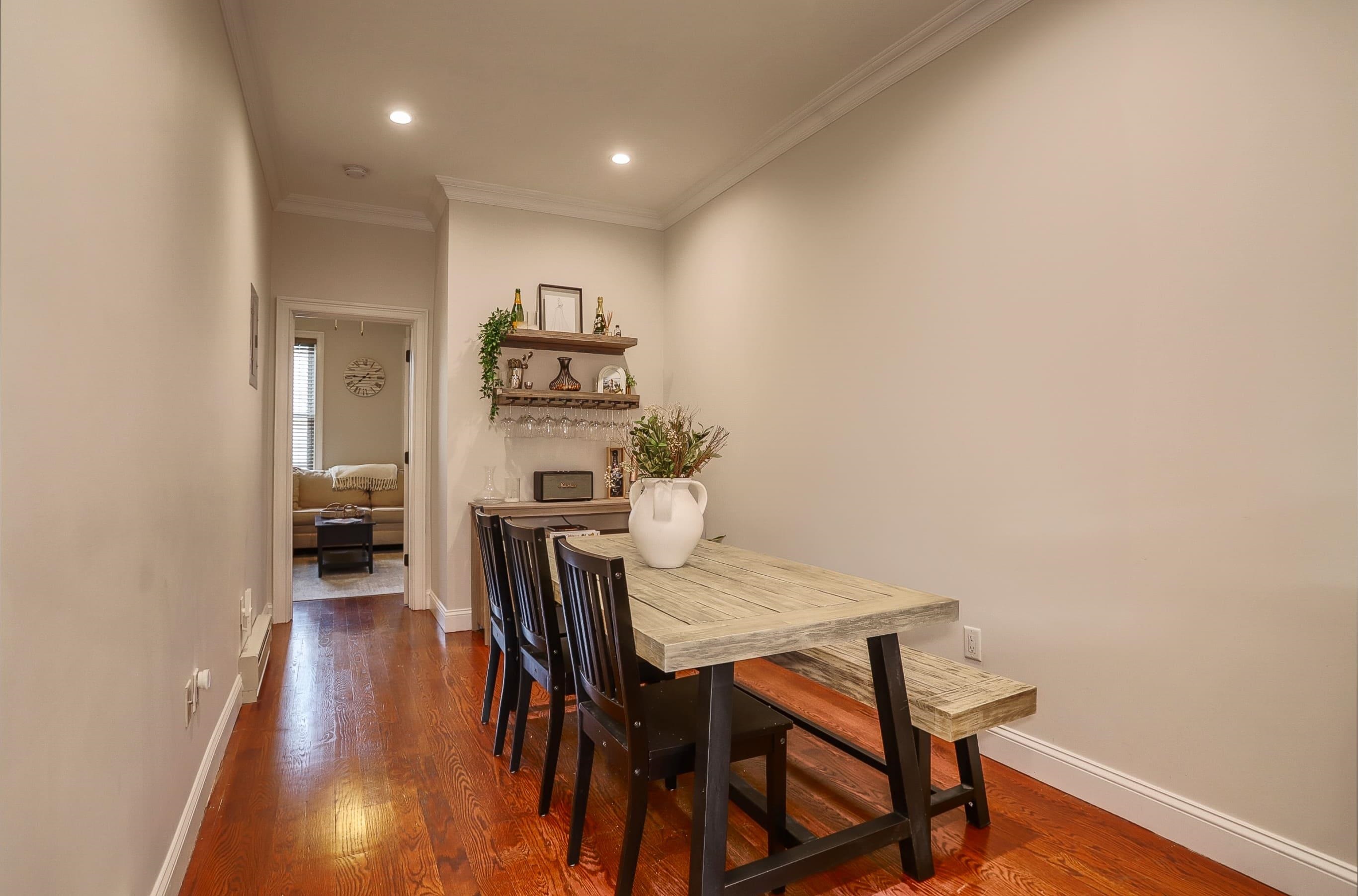 403 ADAMS ST Unit: 3