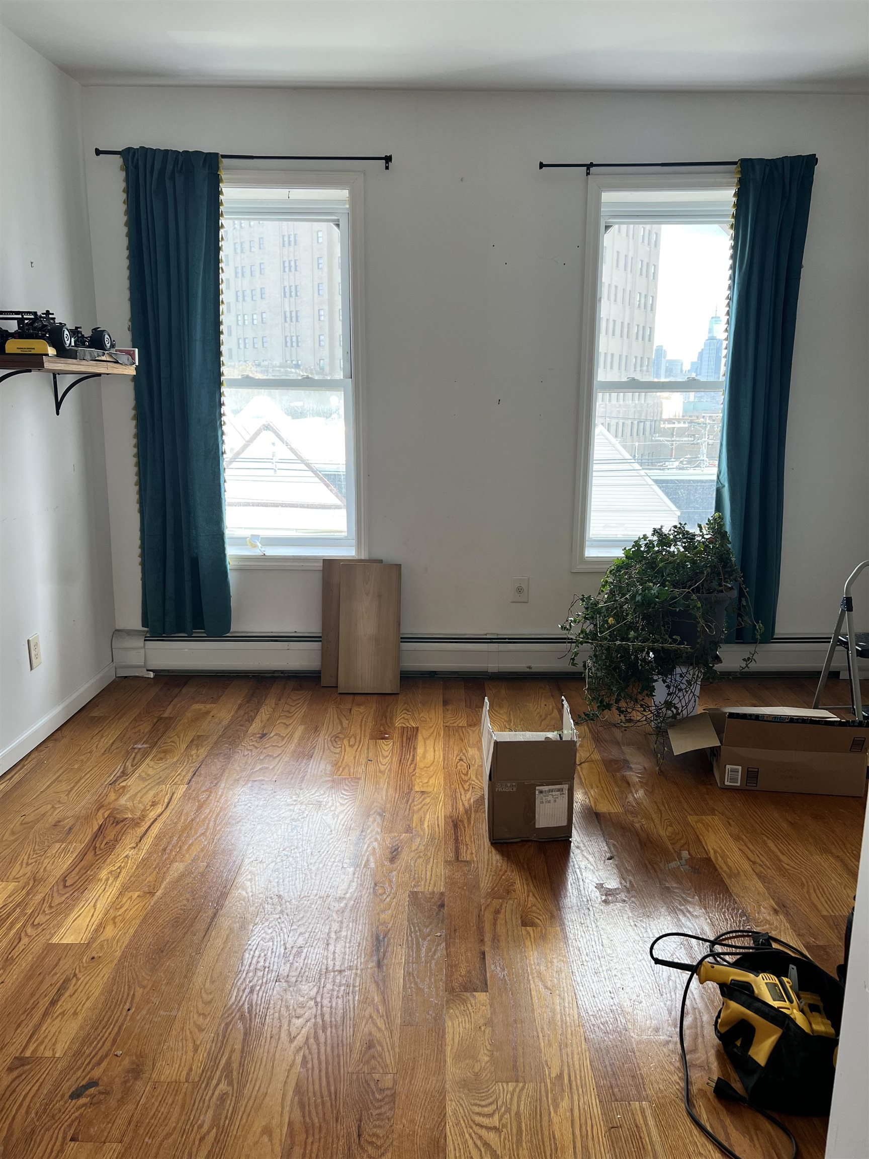 215 SUMMIT AVE Unit: 7