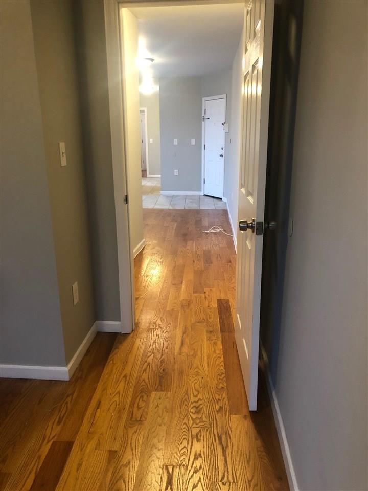 215 SUMMIT AVE Unit: 7