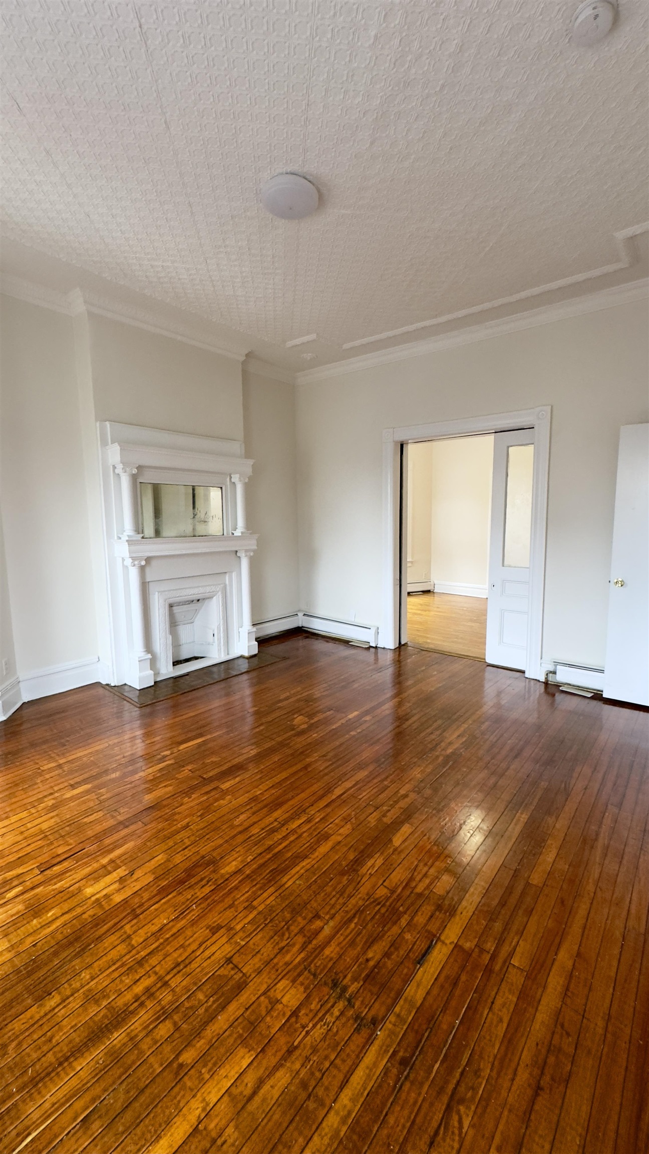 99 LEMBECK AVE Unit: 4