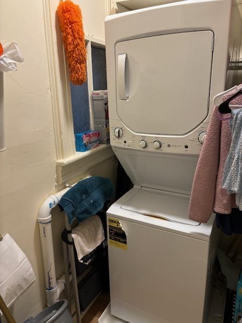 60 LIBERTY PL Unit: 2