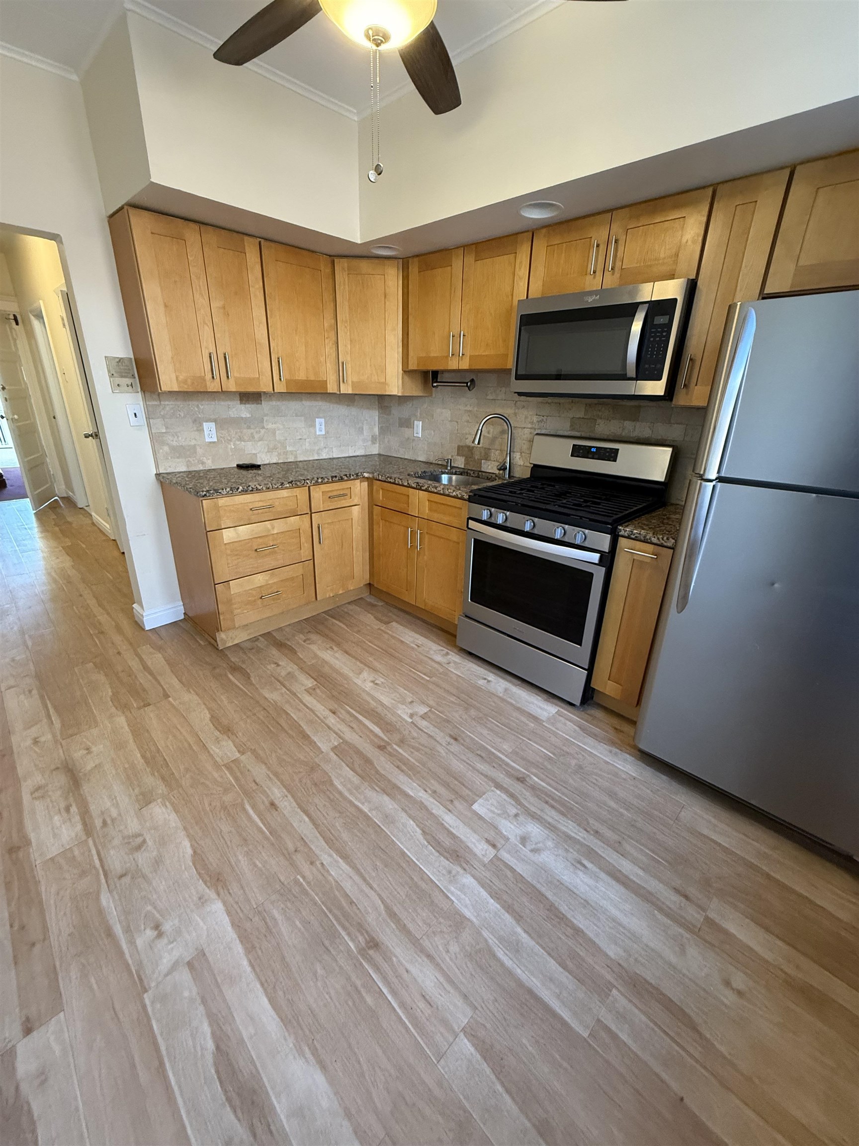 60 LIBERTY PL Unit: 2