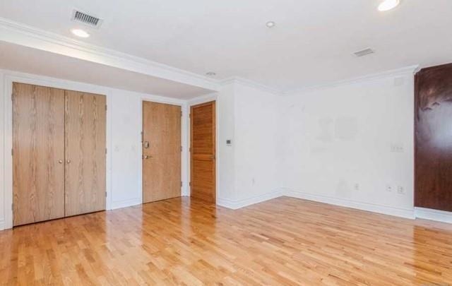 17 MEADOW RD Unit: 210