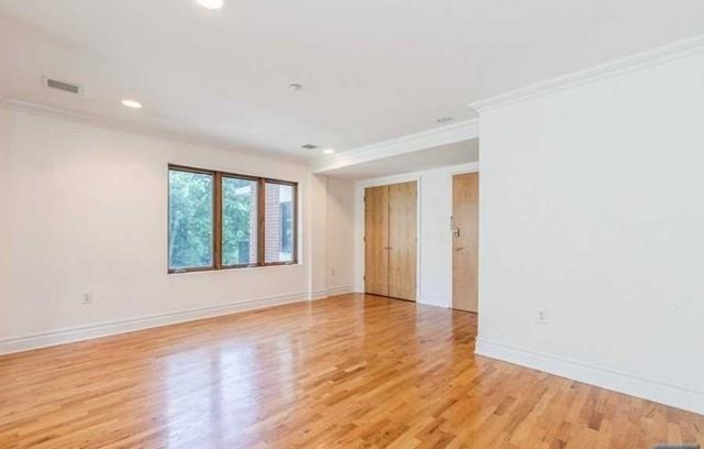 17 MEADOW RD Unit: 210