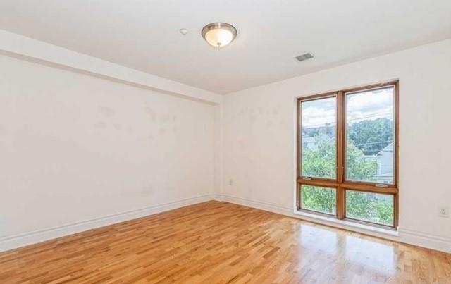 17 MEADOW RD Unit: 210