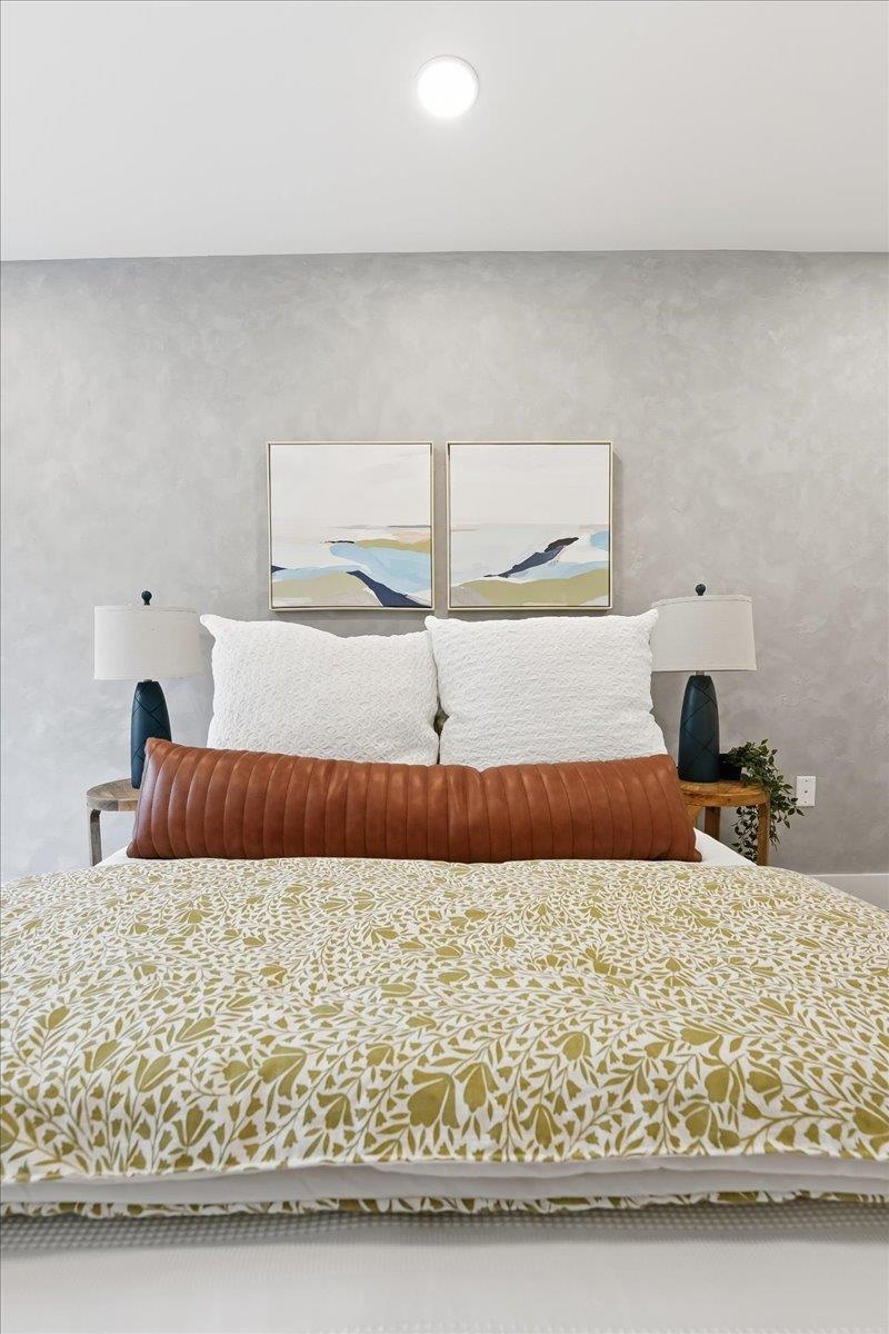 184 CENTRAL AVE Unit: 1A