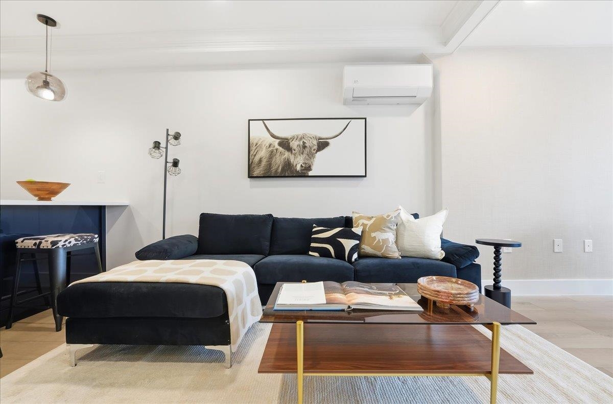 184 CENTRAL AVE Unit: 1A