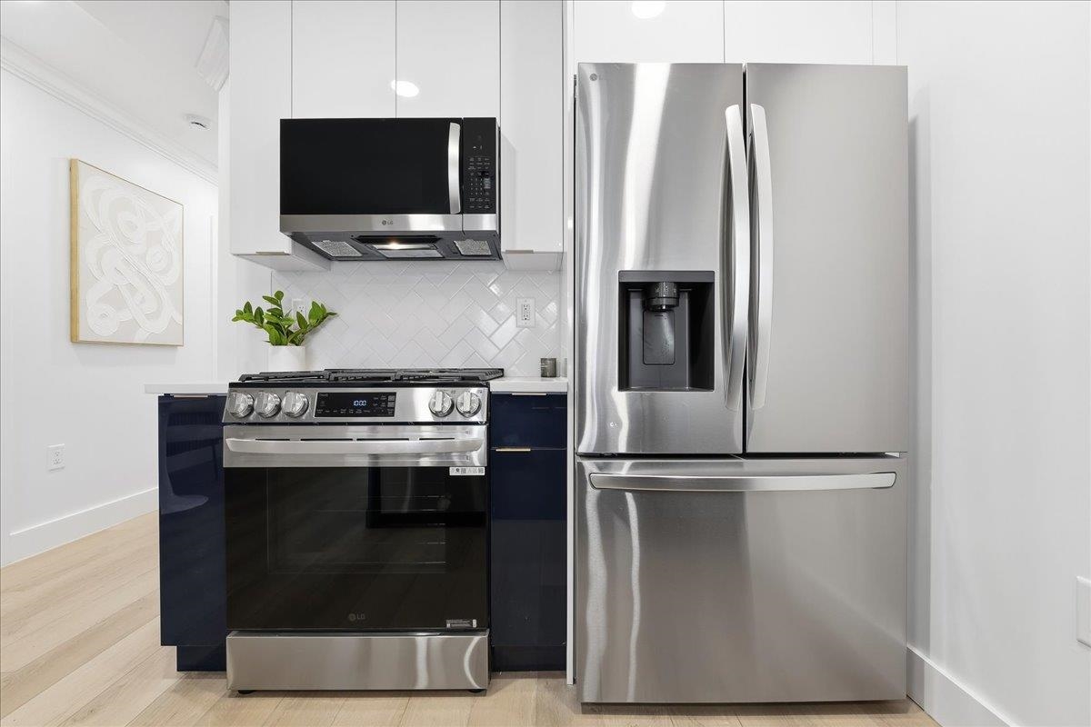 184 CENTRAL AVE Unit: 1A