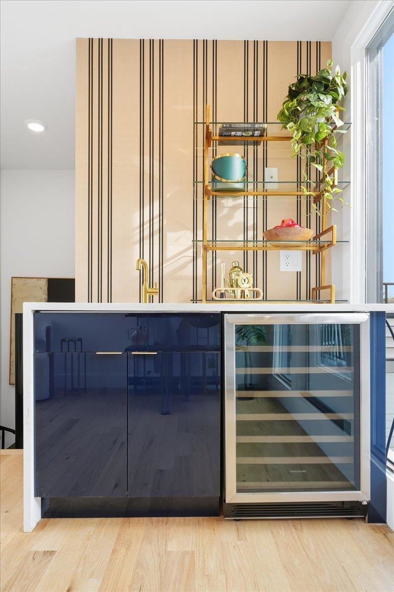 184 CENTRAL AVE Unit: 3A