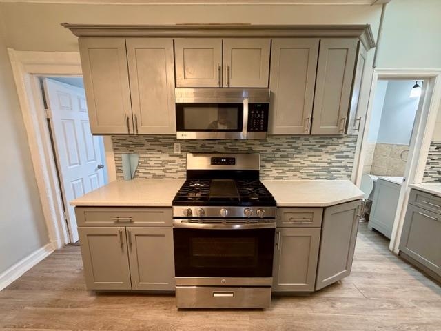 87.5 LAIDLAW AVE Unit: 2