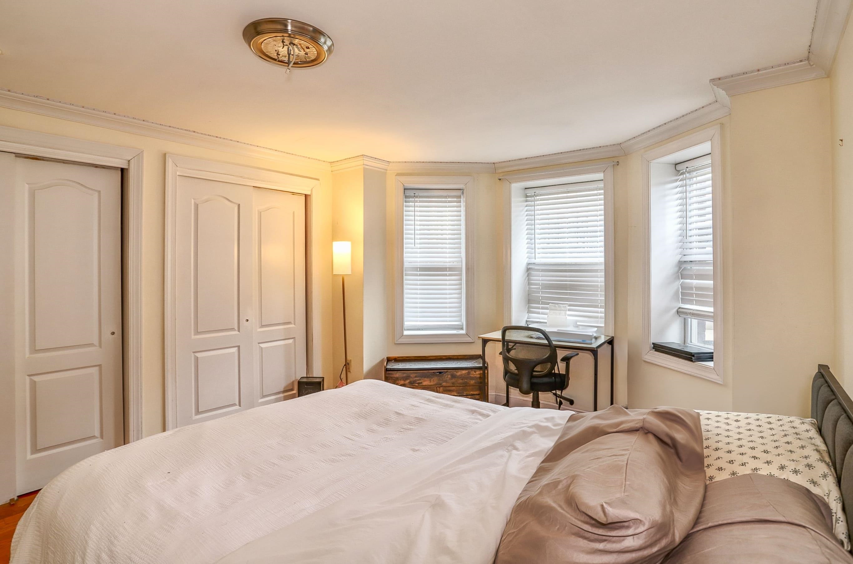 939 WASHINGTON ST Unit: A1