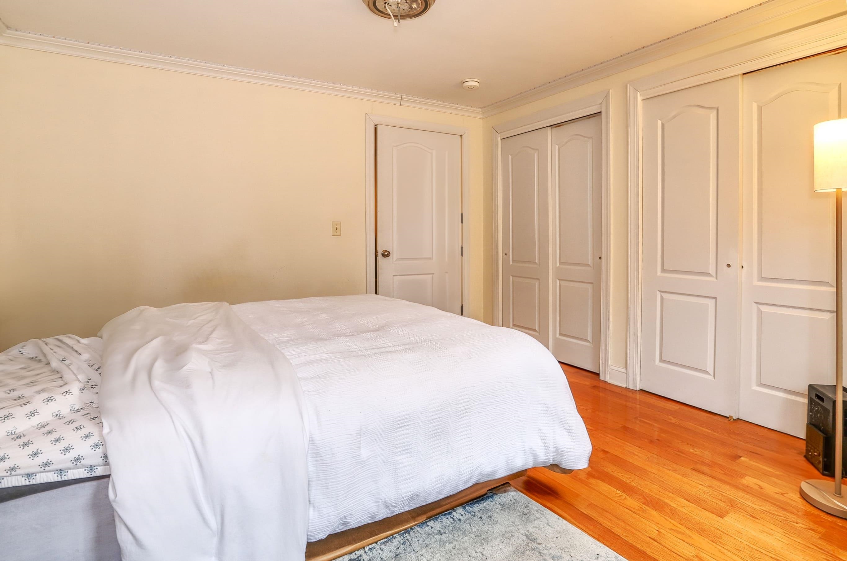 939 WASHINGTON ST Unit: A1