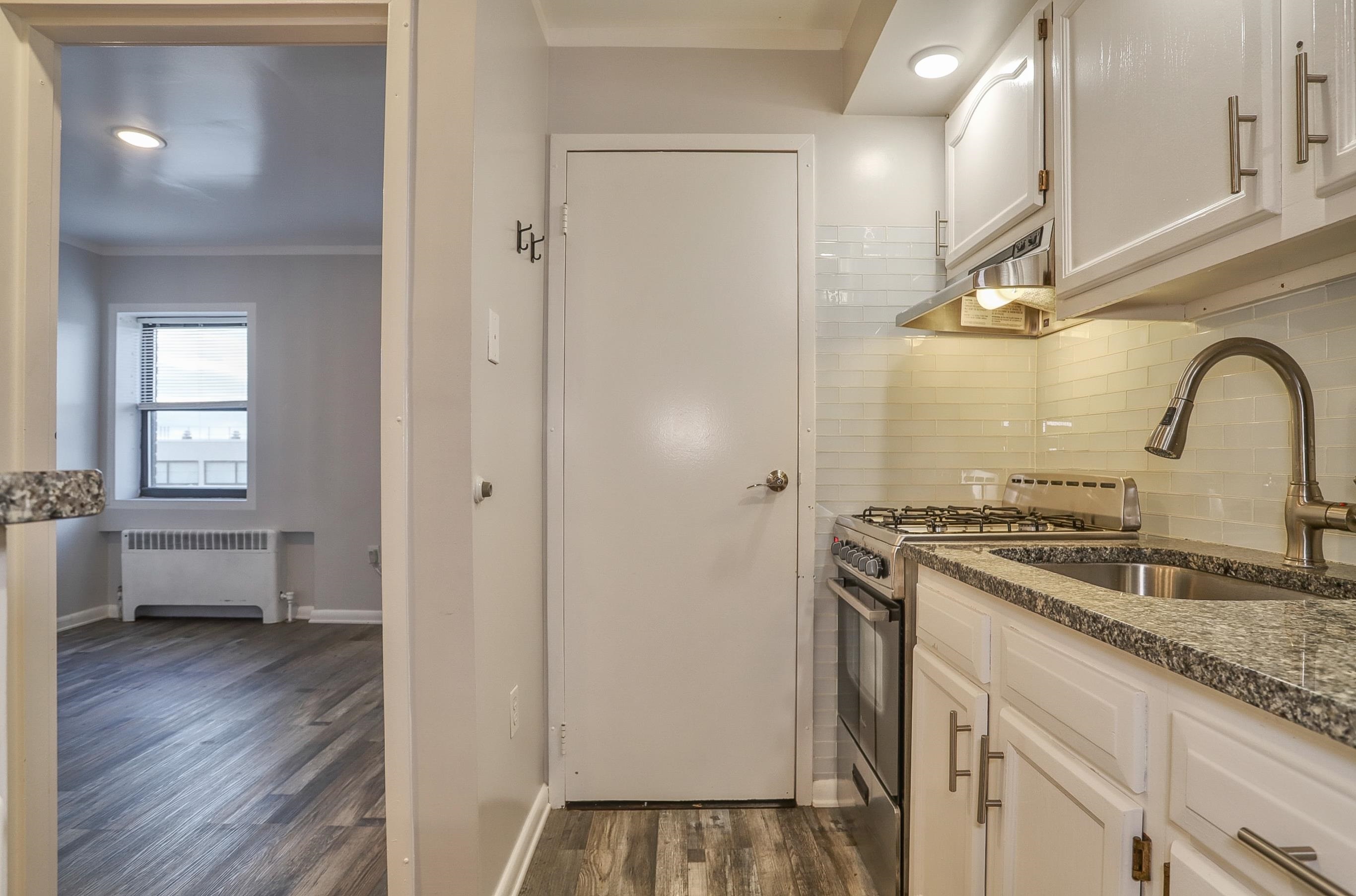1715 JOHN F KENNEDY BLVD Unit: 5D