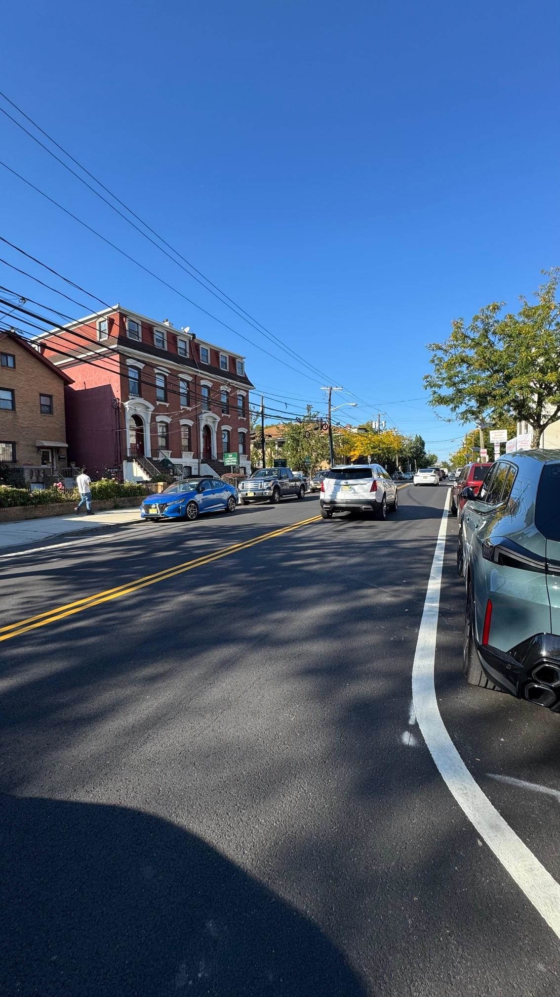 76 BEACON AVE Unit: 3B