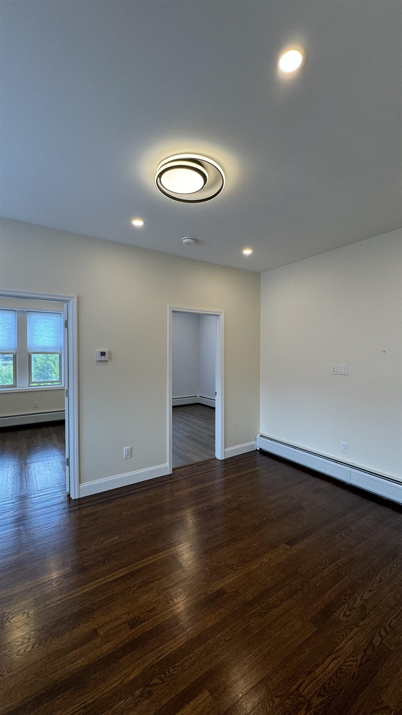 76 BEACON AVE Unit: 3B