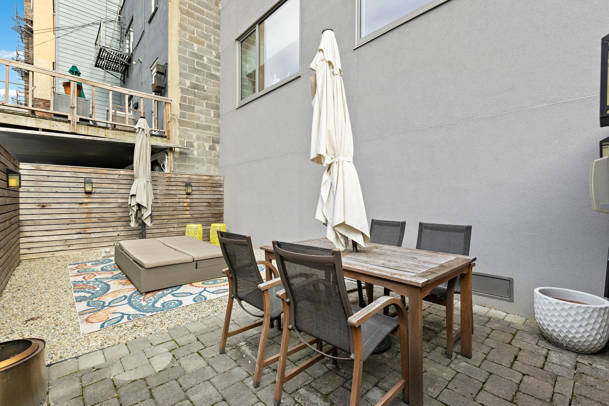 830 PARK AVE Unit: 201