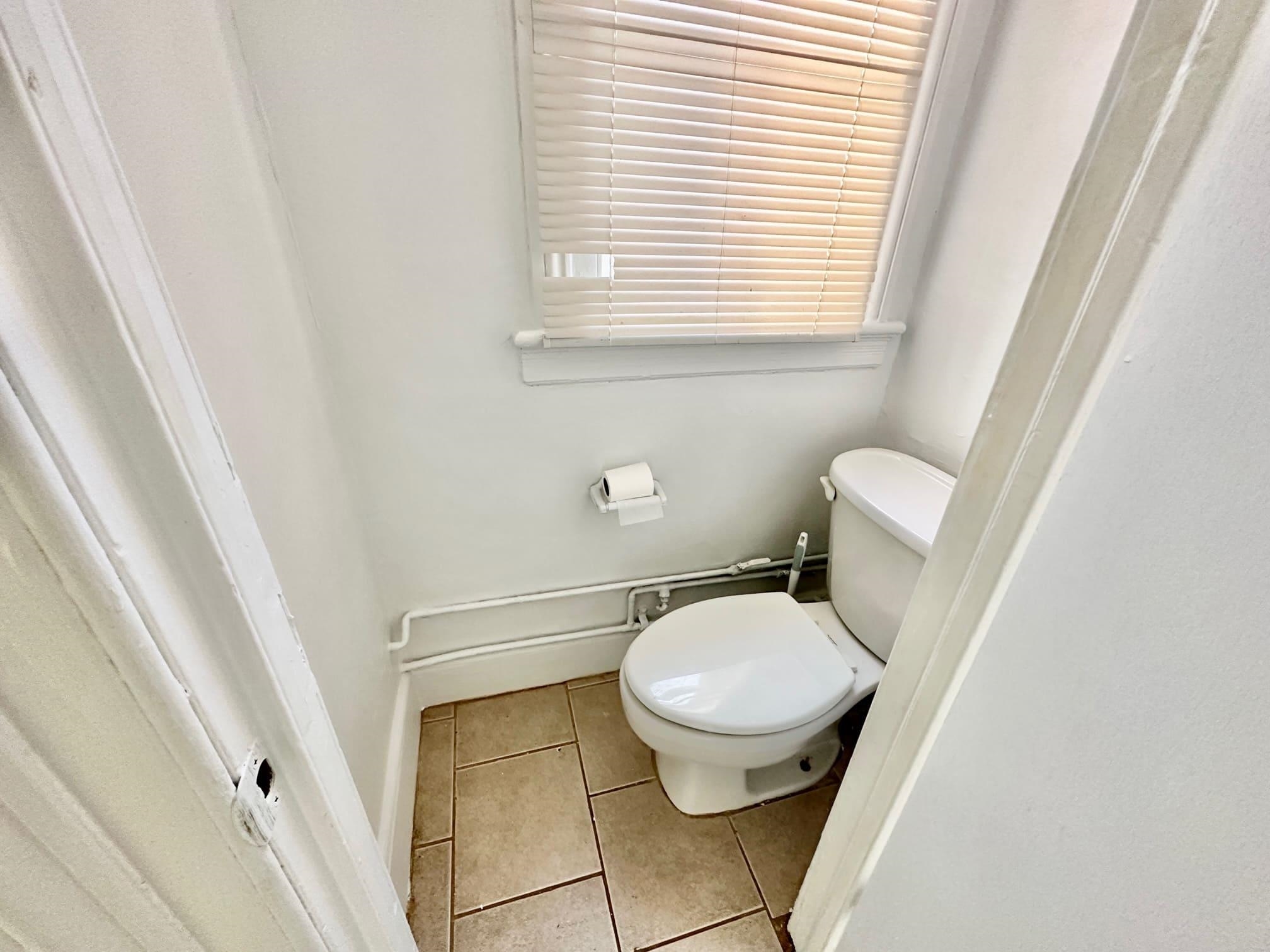 521 WILLOW AVE Unit: 4R