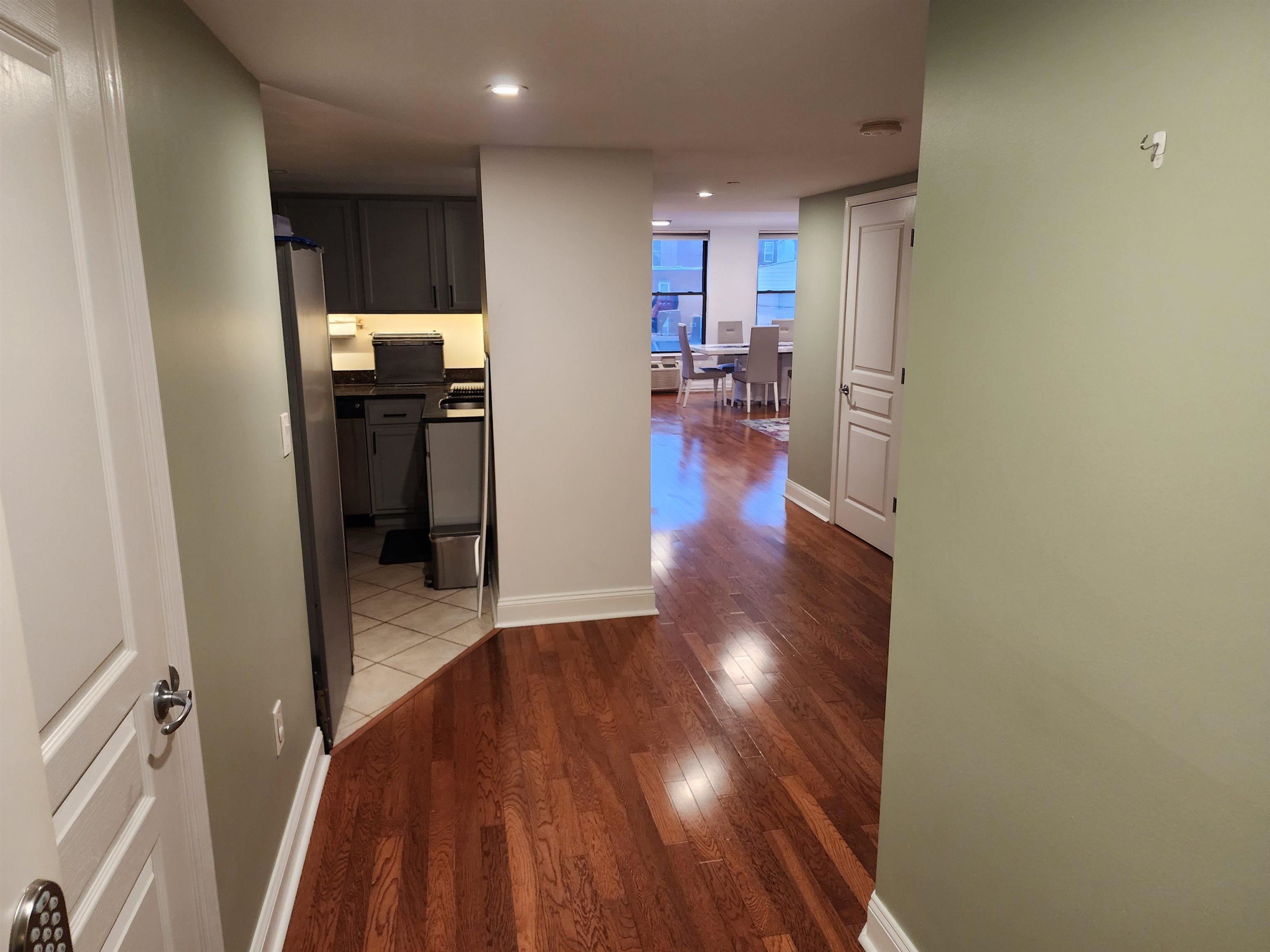 4301 PARK AVE Unit: 304