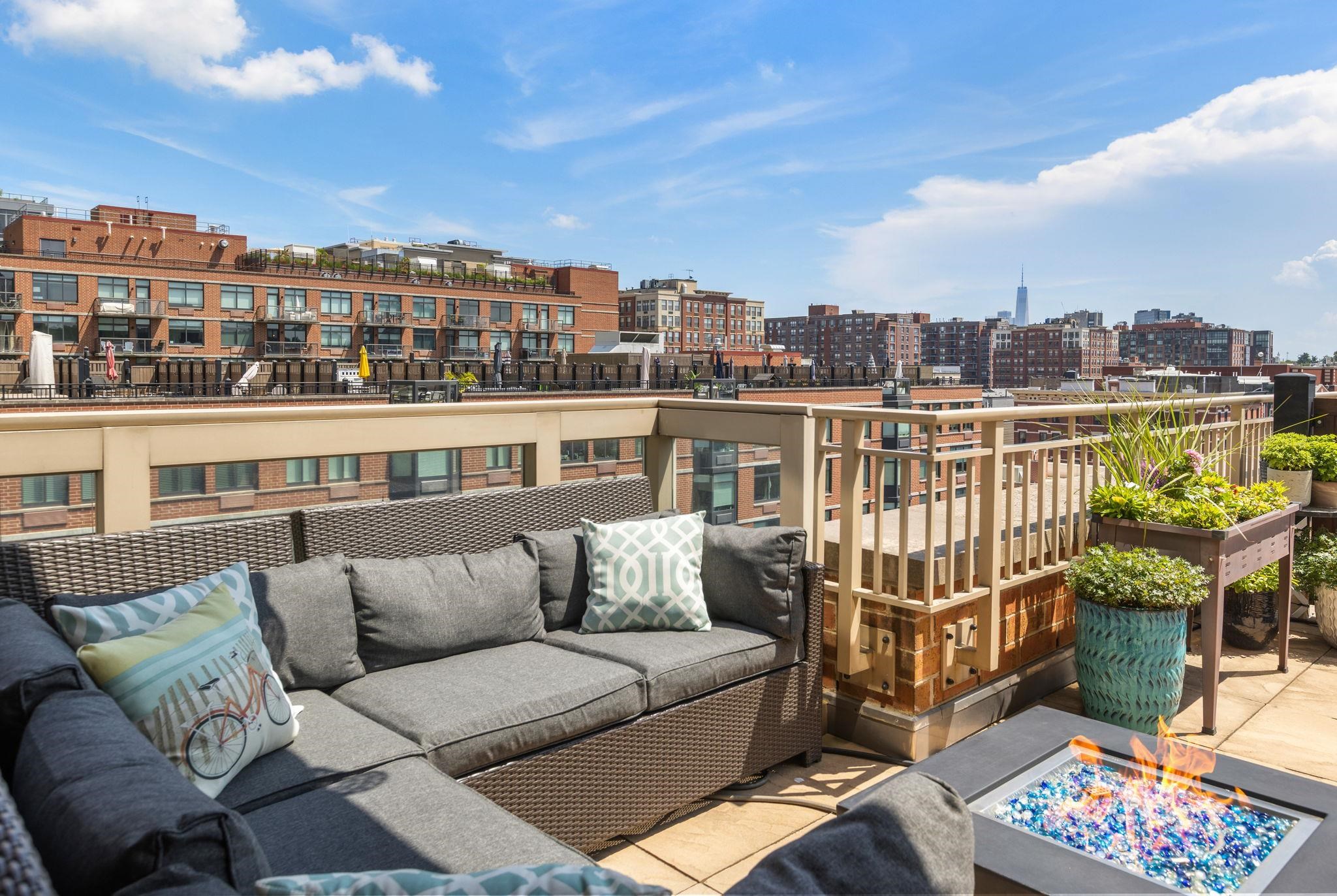 1450 WASHINGTON ST Unit: 708