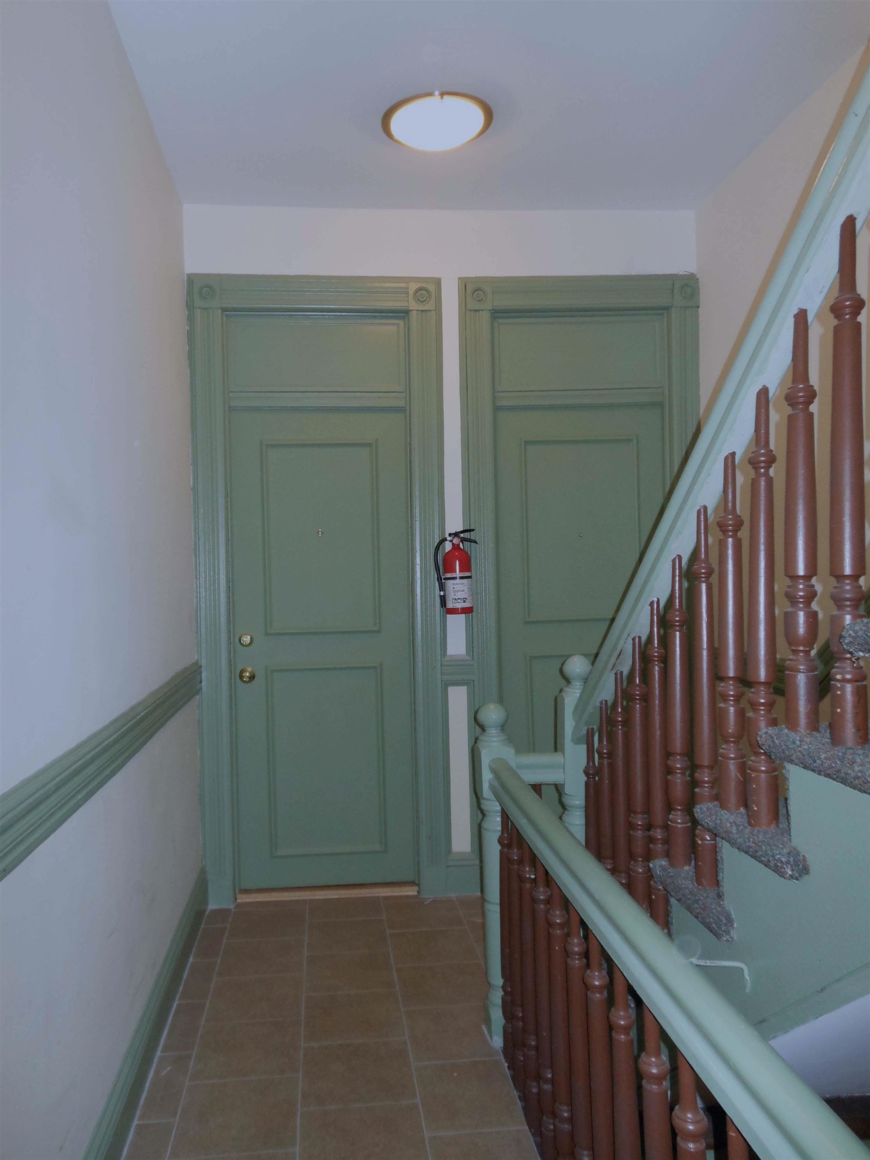 275 WEBSTER AVE Unit: 8