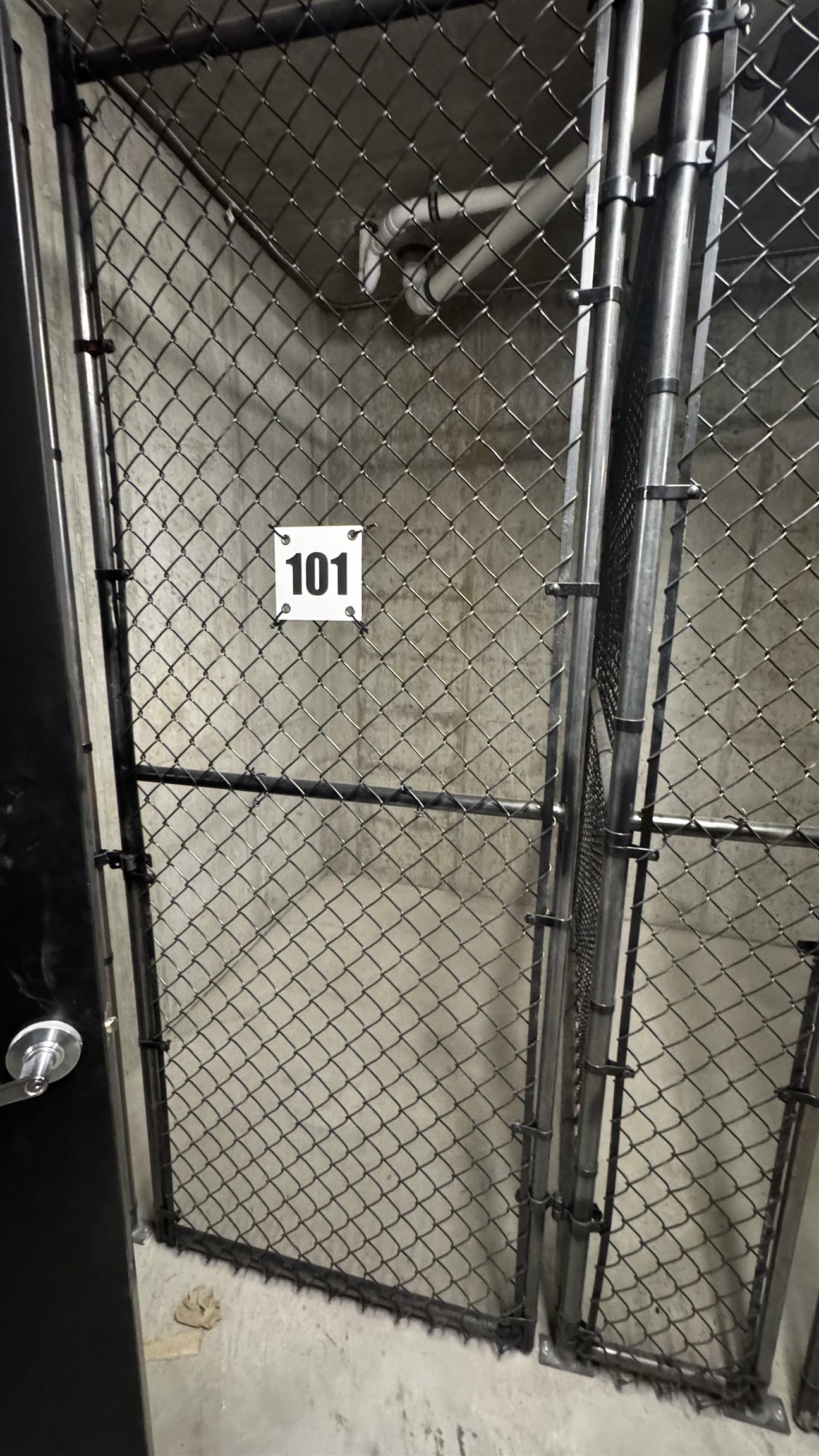 203-205 RANDOLPH AVE Unit: 101