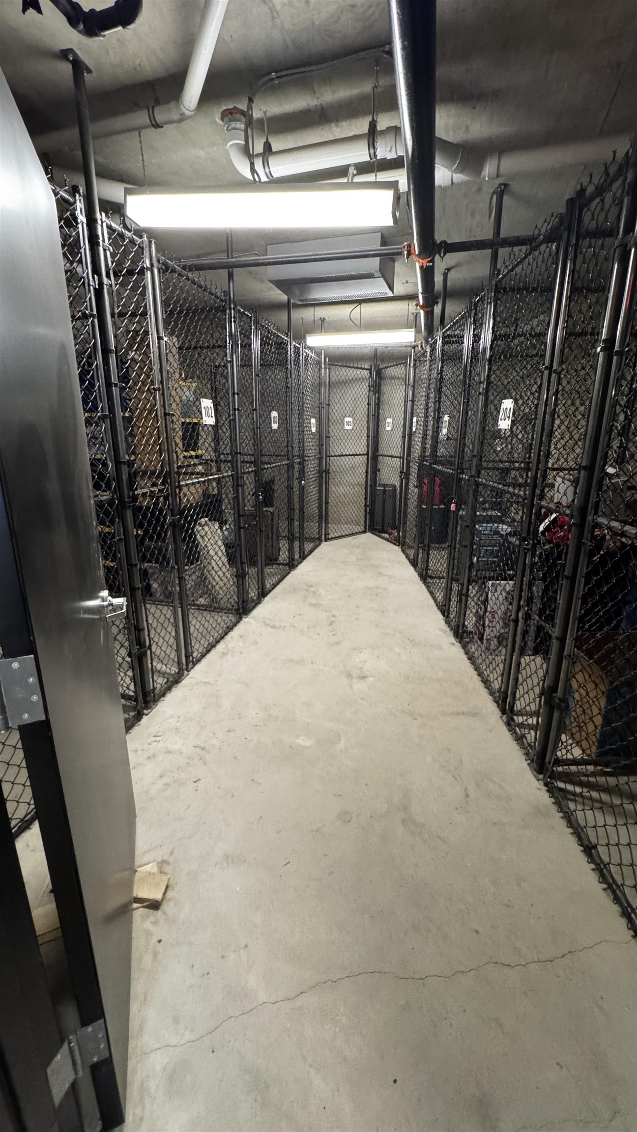 203-205 RANDOLPH AVE Unit: 101