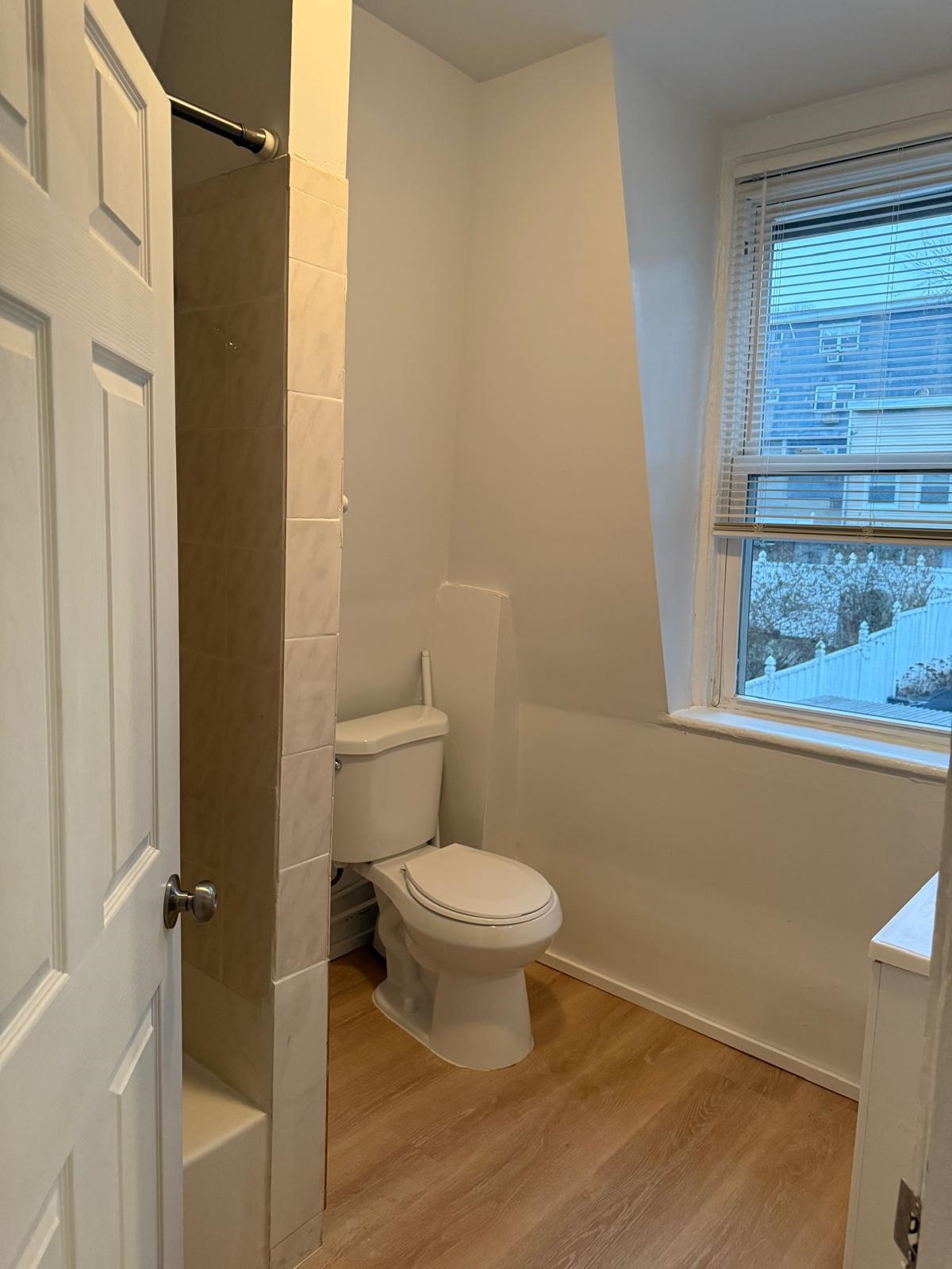 1635 UNION TURNPIKE Unit: 2