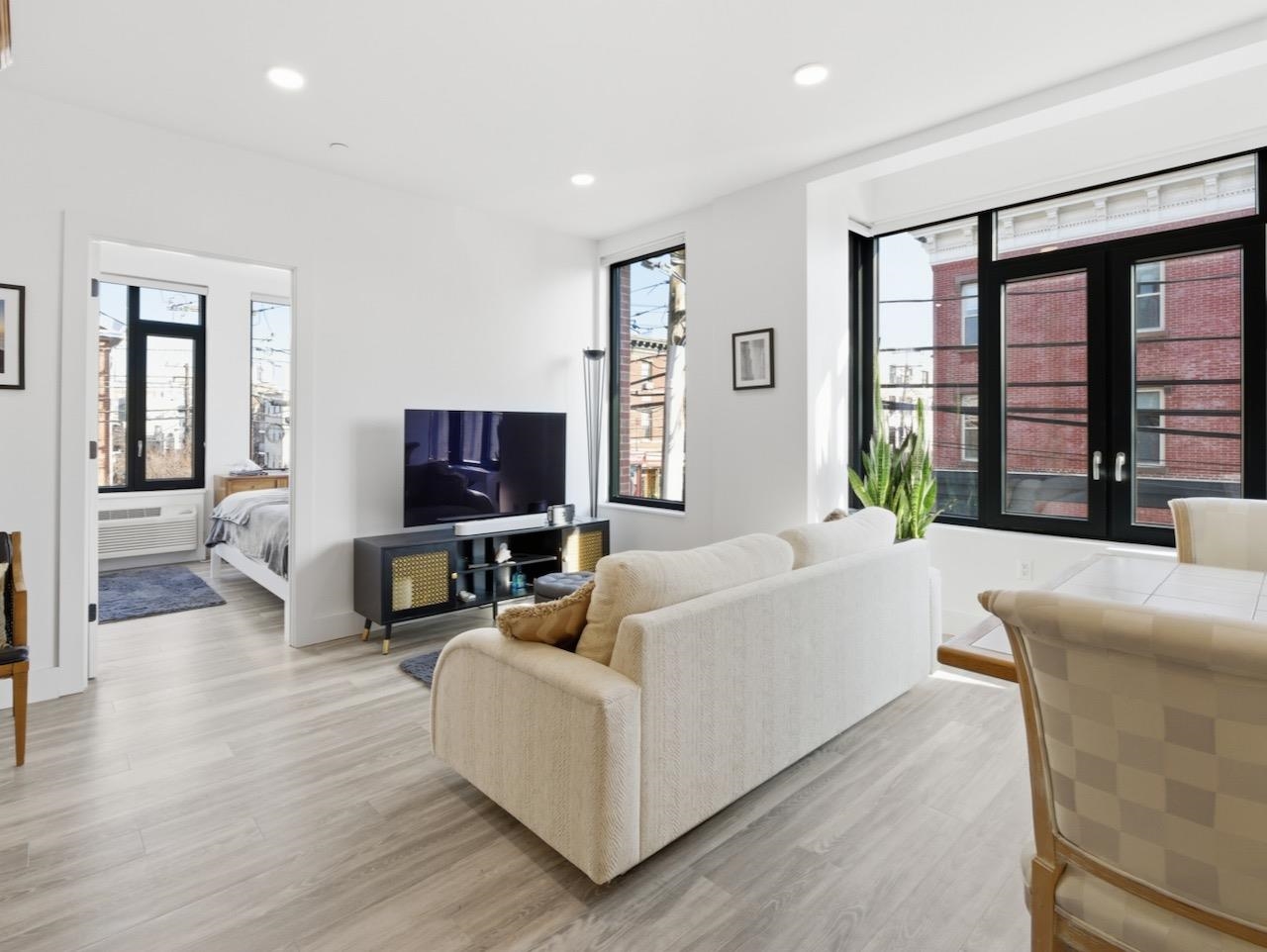 327 COMMUNIPAW AVE Unit: 203