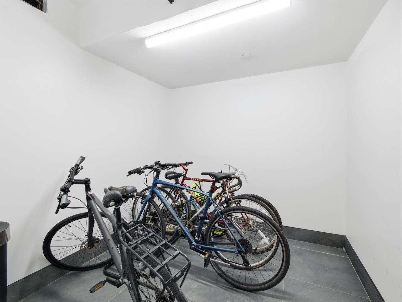 327 COMMUNIPAW AVE Unit: 203