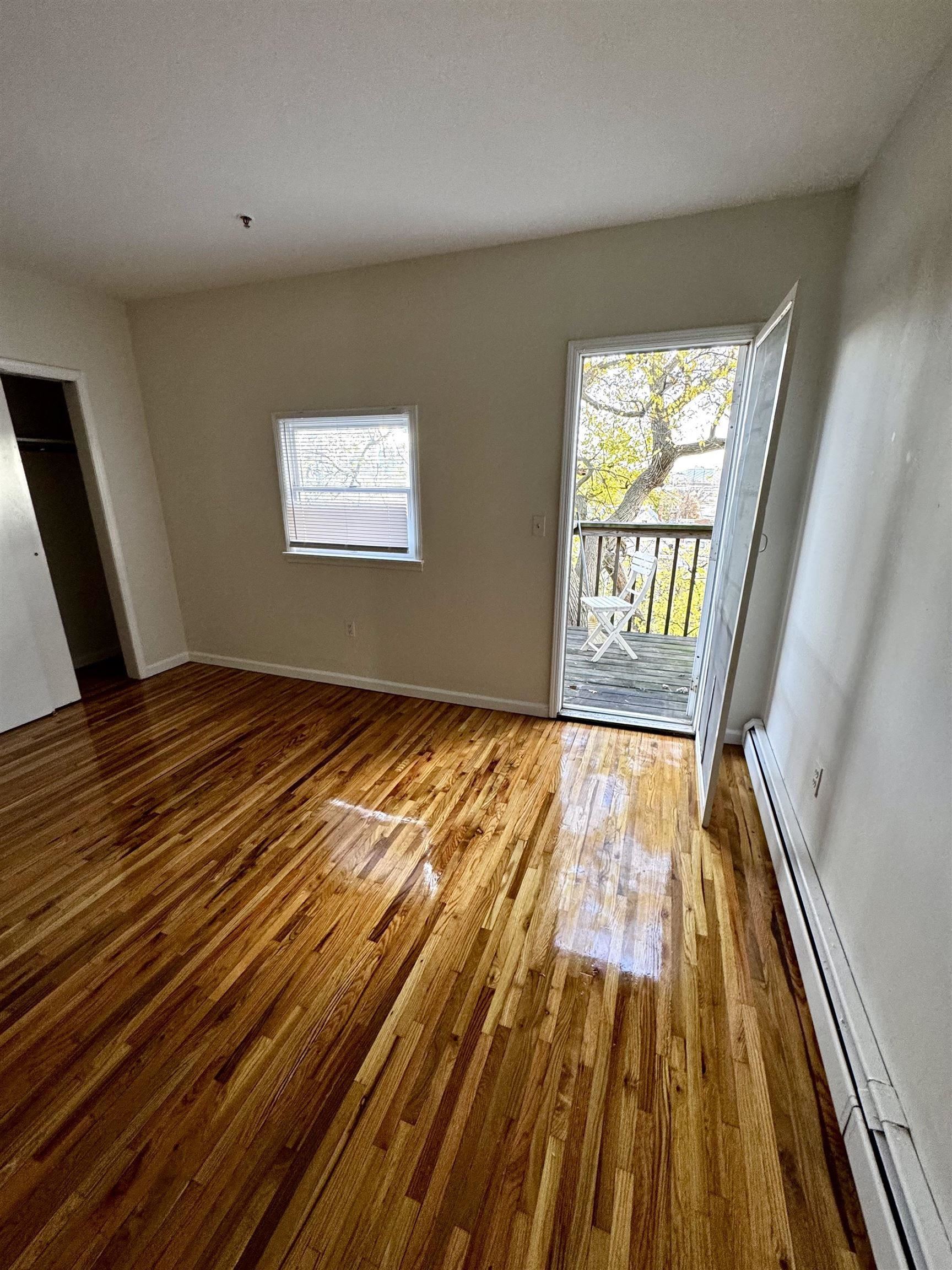 724 OCEAN AVE Unit: 2