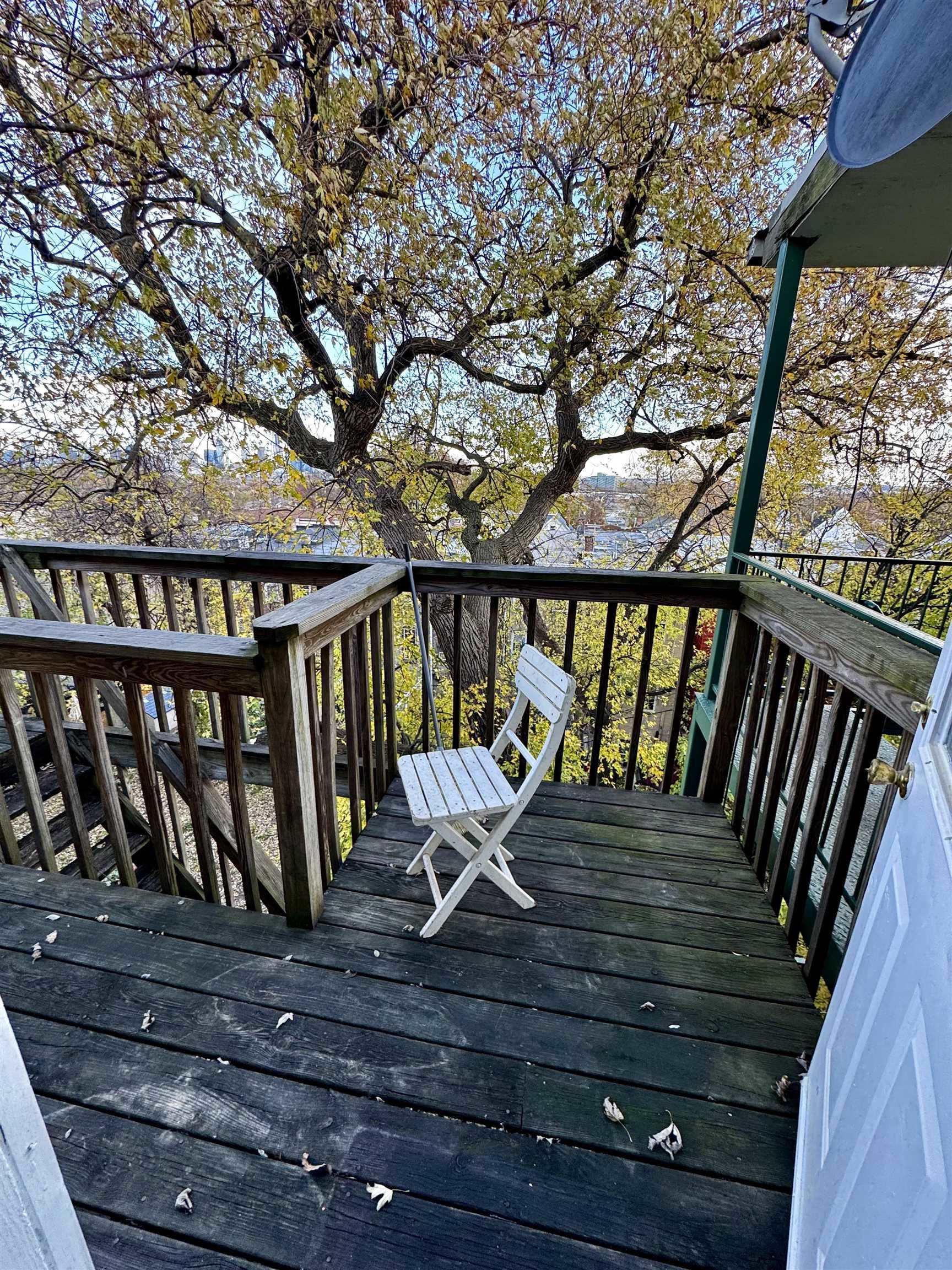 724 OCEAN AVE Unit: 2