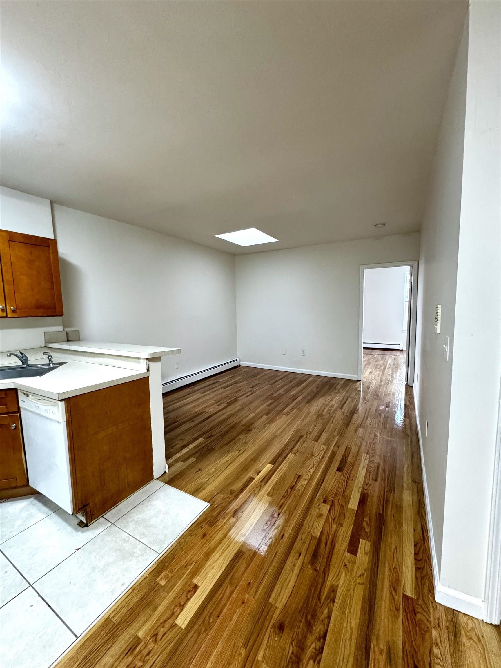 724 OCEAN AVE Unit: 2