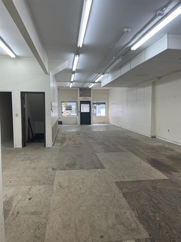 2029-31 BERGENLINE AVE