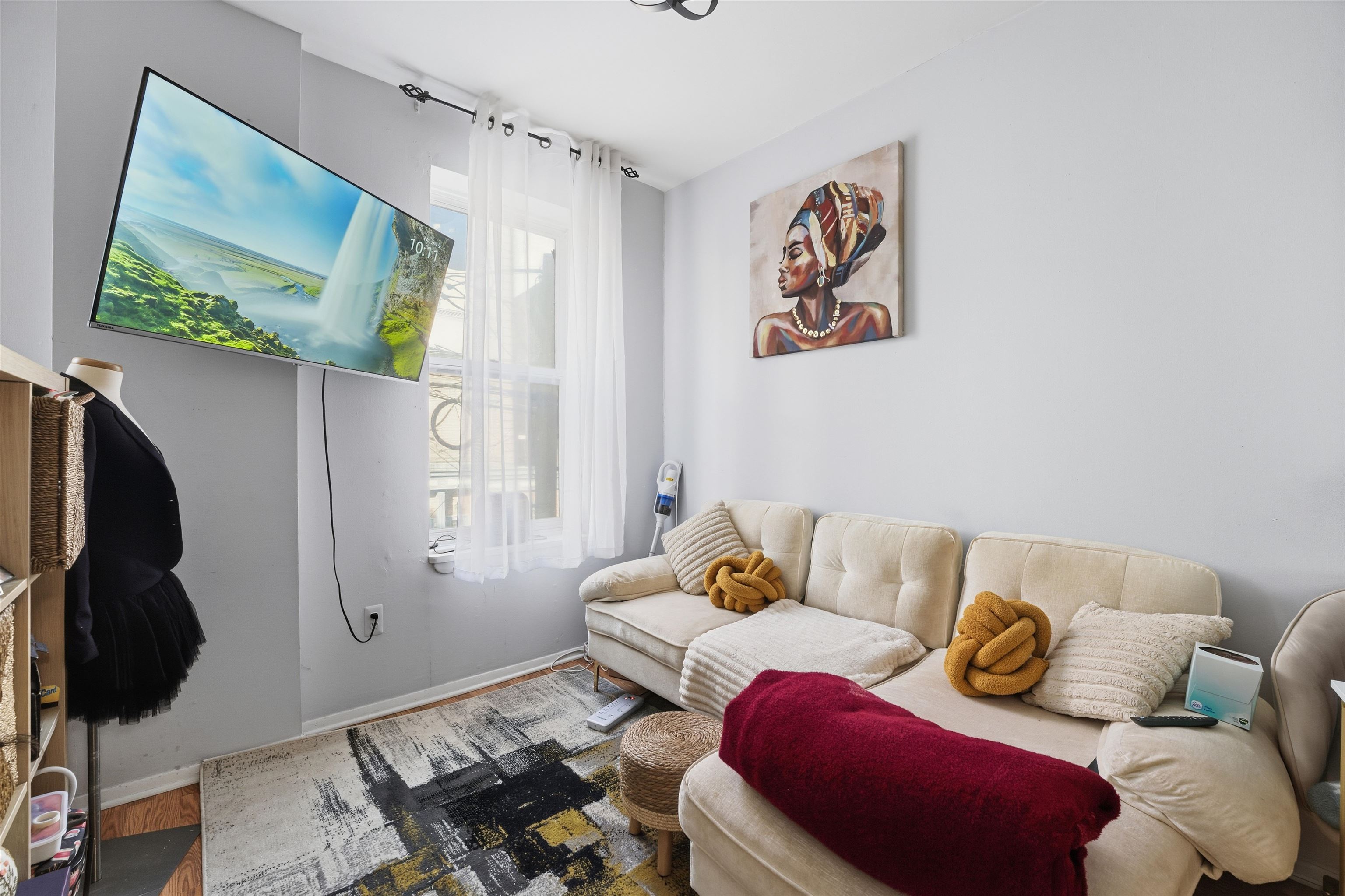 101 WILLOW AVE Unit: 2E